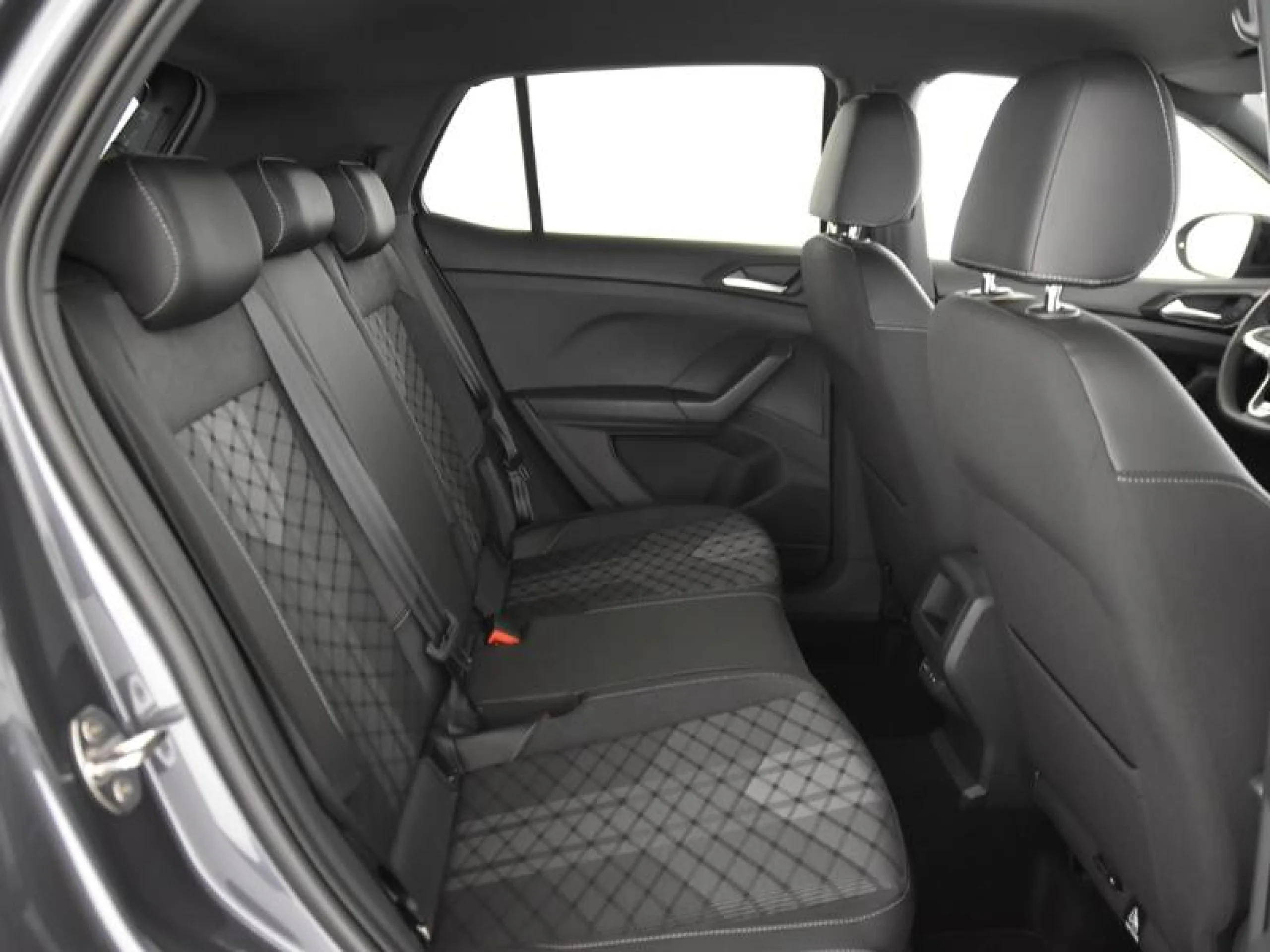 VOLKSWAGEN T CROSS T CROSS R LINE 1.0 TSI 85 KW (115 CV)  AUTOMÁTICO DSG 7 VEL. - Foto 6