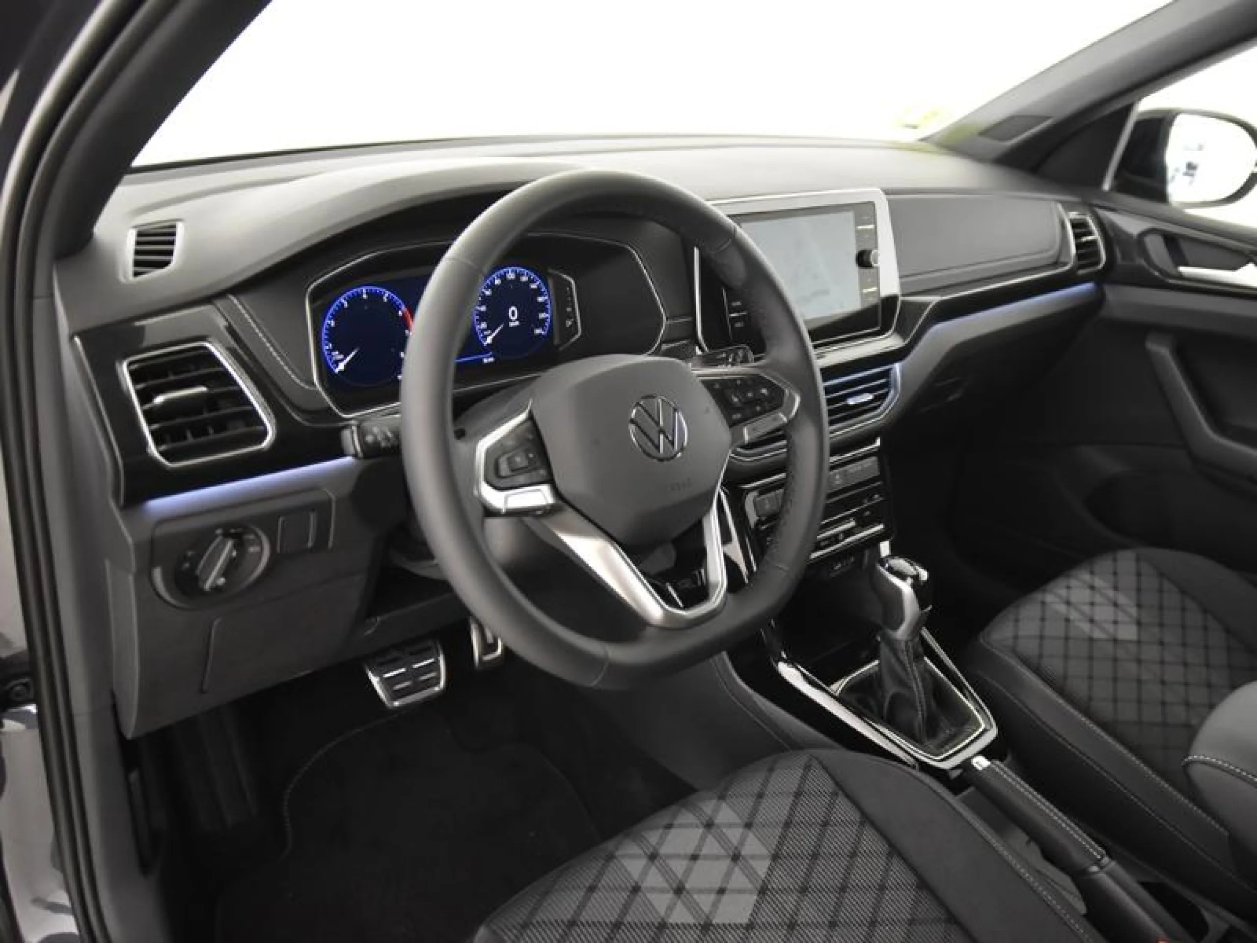 VOLKSWAGEN T CROSS T CROSS R LINE 1.0 TSI 85 KW (115 CV)  AUTOMÁTICO DSG 7 VEL. - Foto 9