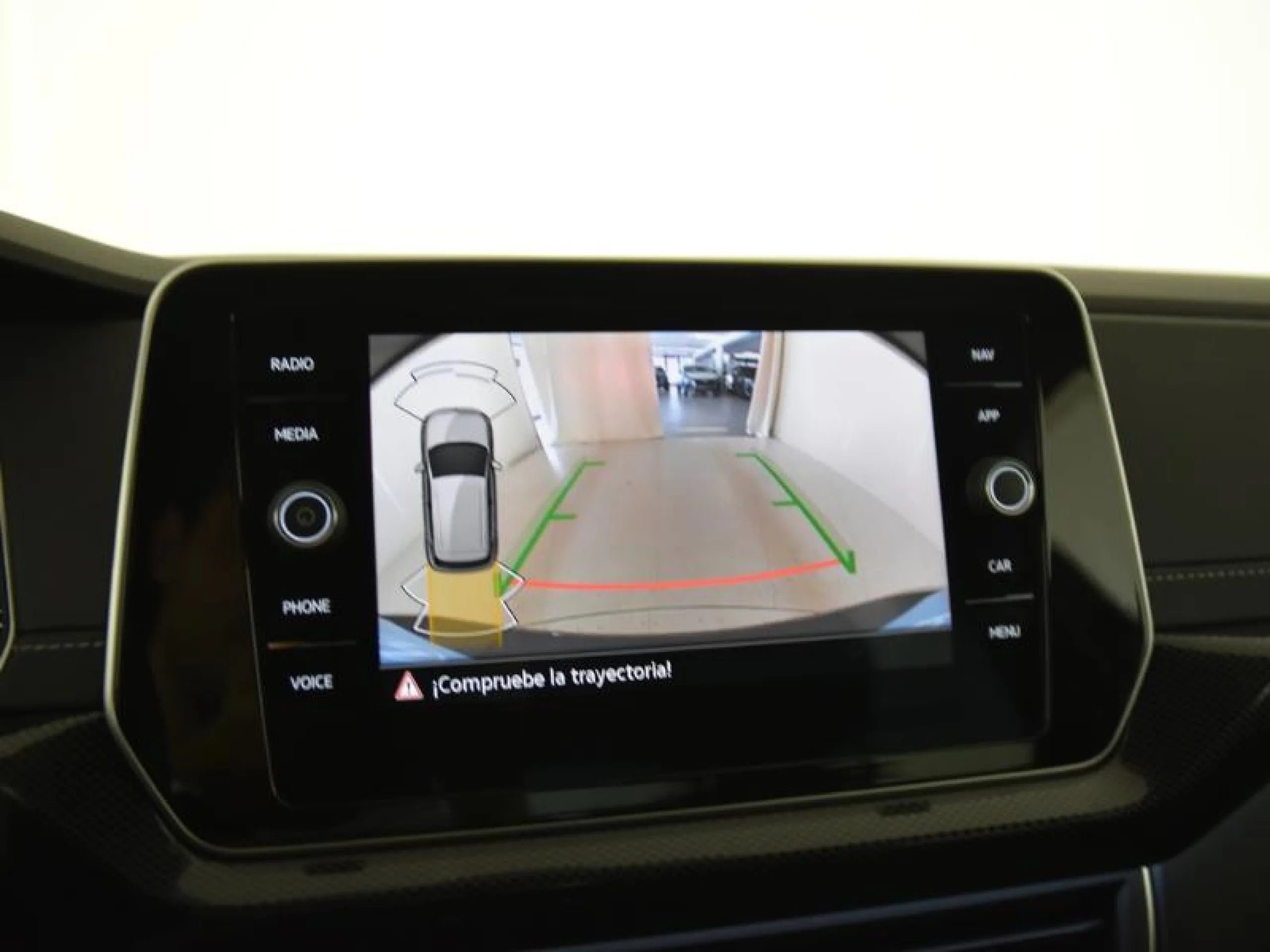 VOLKSWAGEN T CROSS T CROSS R LINE 1.0 TSI 85 KW (115 CV)  AUTOMÁTICO DSG 7 VEL. - Foto 12