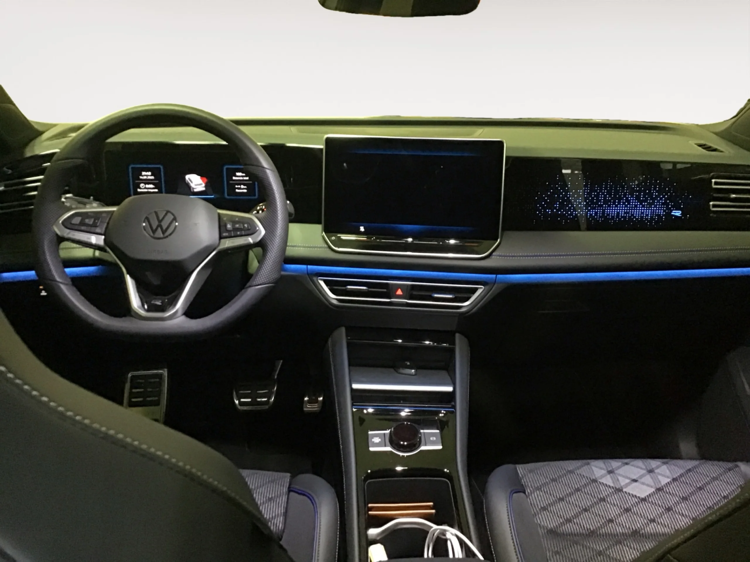 VOLKSWAGEN TIGUAN R LINE 1.5 TSI EHYBRID 150KW (204CV) DSG - Foto 4