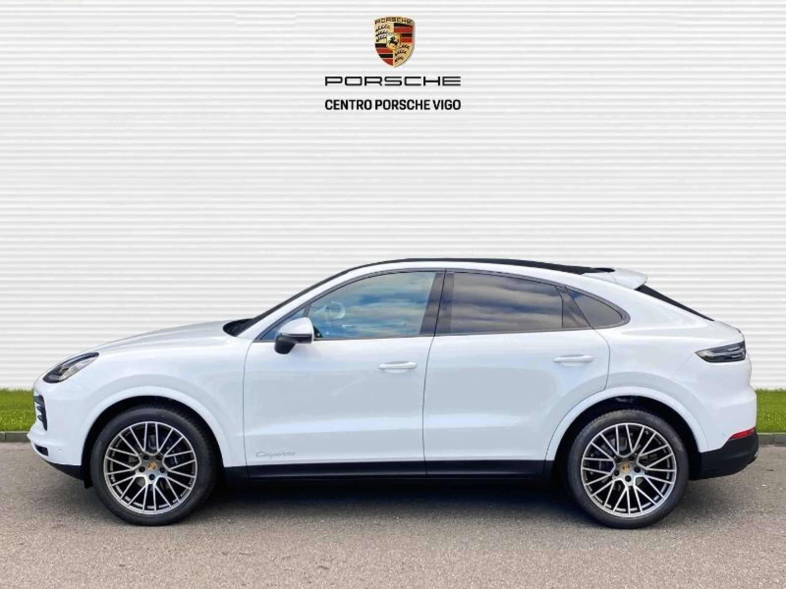 PORSCHE CAYENNE COUPE PLATINUM EDITION - Foto 2