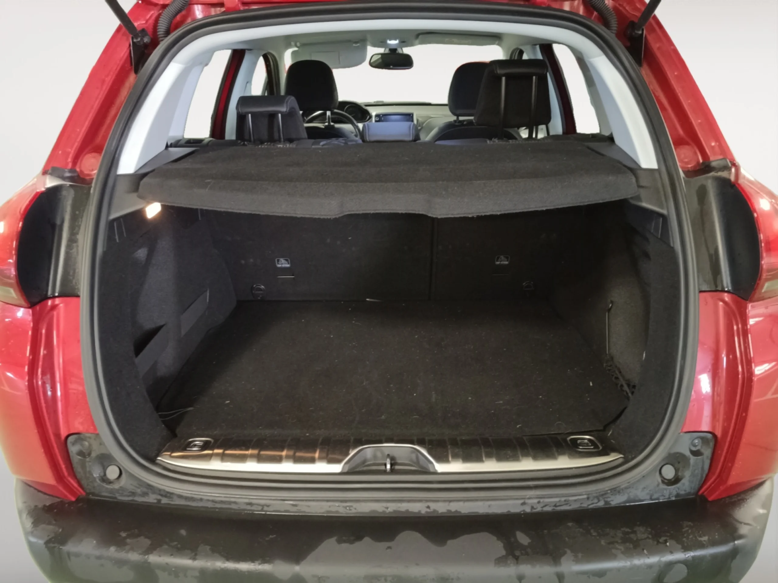 PEUGEOT 2008 ALLURE 1.2 PURETECH 81KW (110CV)S&S EAT6 - Foto 7