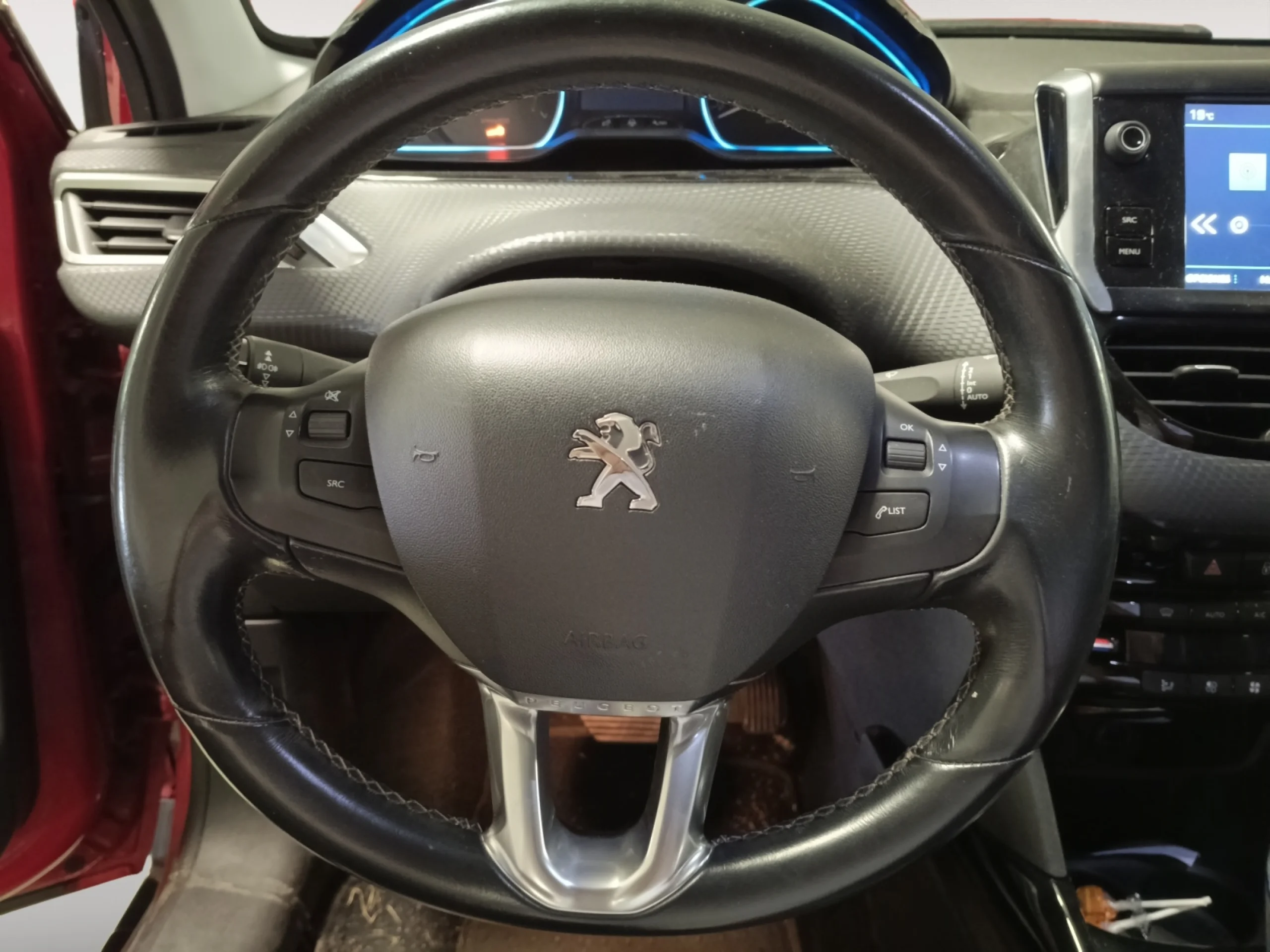 PEUGEOT 2008 ALLURE 1.2 PURETECH 81KW (110CV)S&S EAT6 - Foto 11