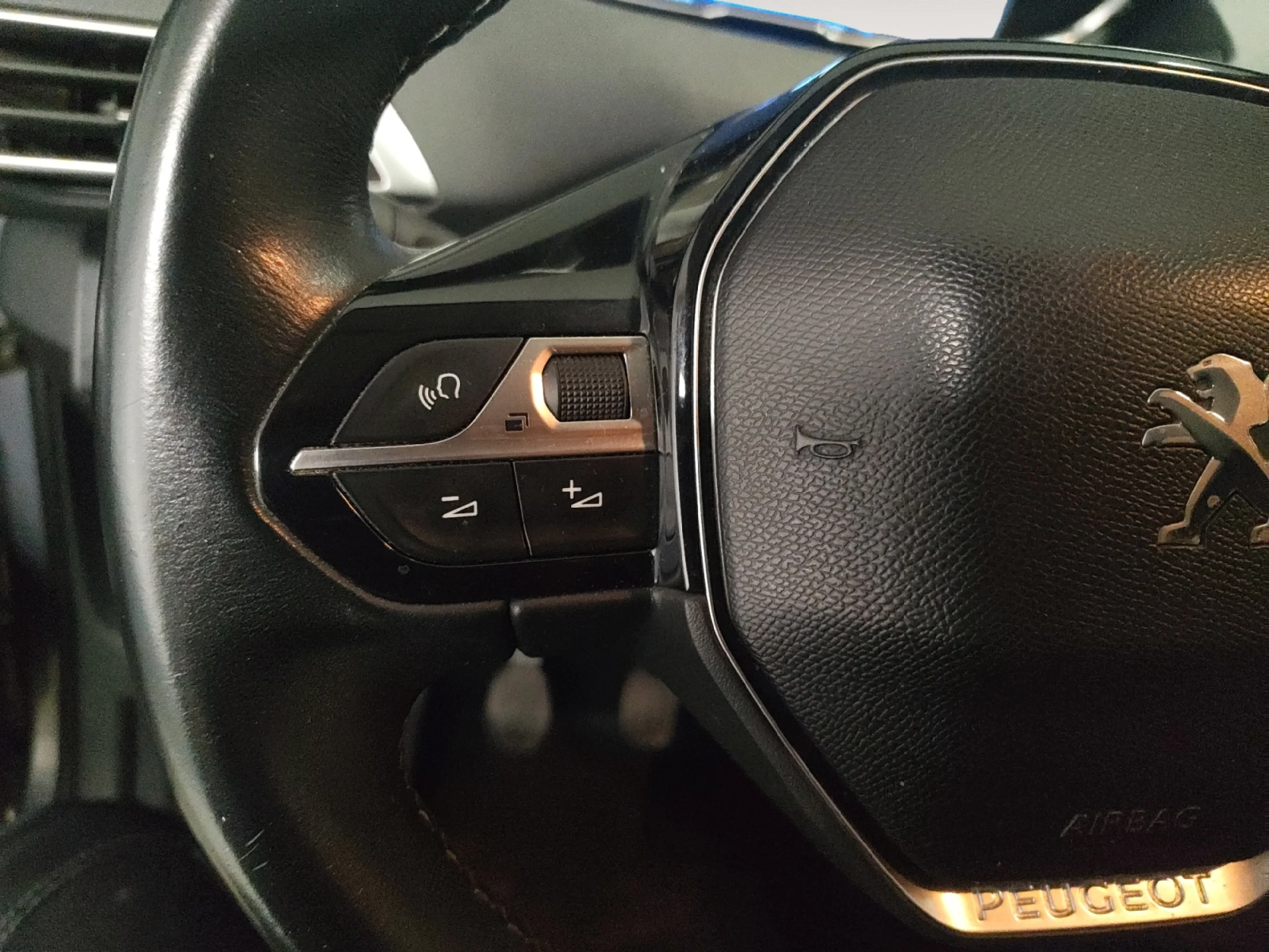 PEUGEOT 3008 1.6BLUEHDI 88KW (120CV) ACTIVE S&S - Foto 8