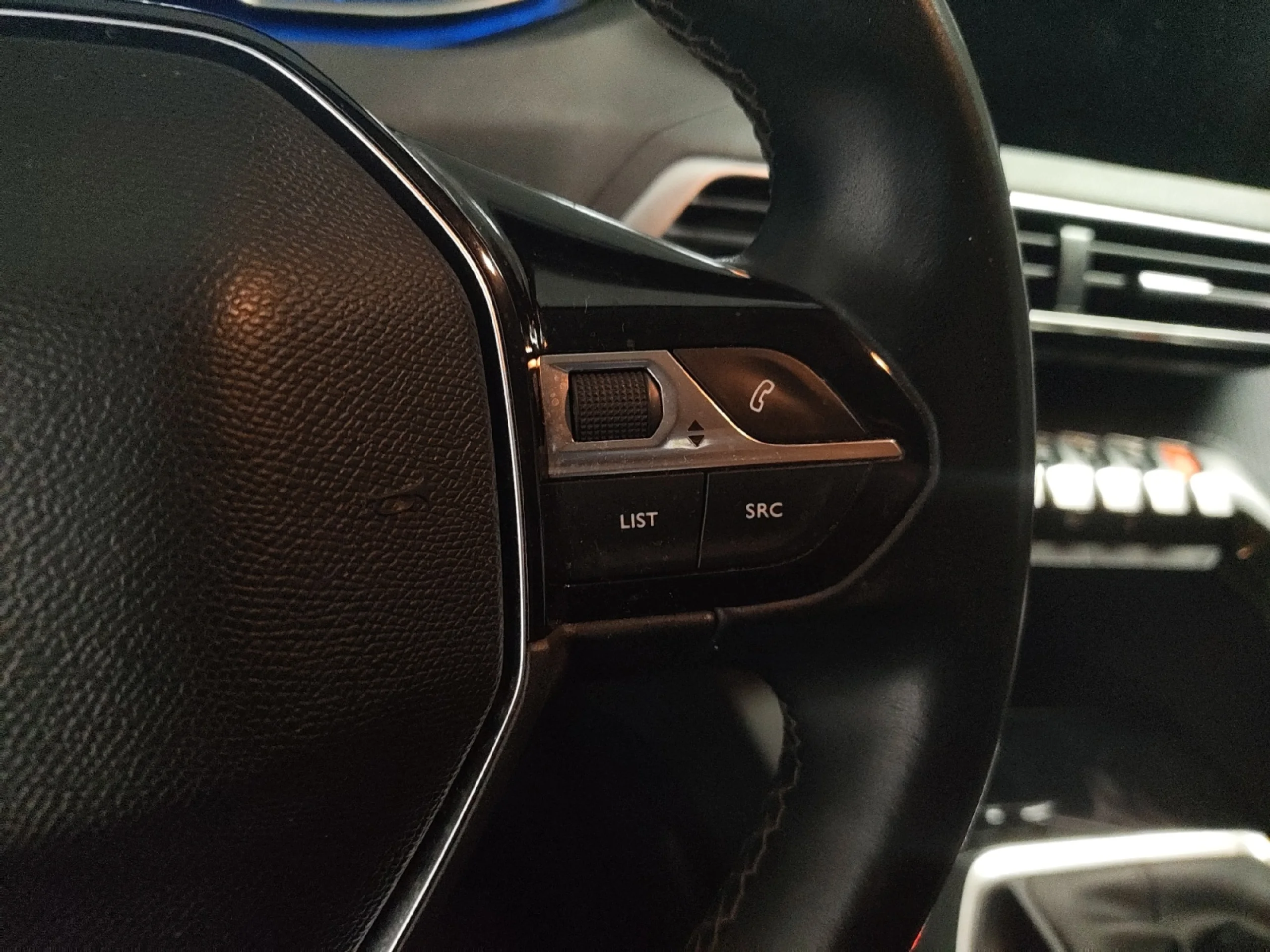 PEUGEOT 3008 1.6BLUEHDI 88KW (120CV) ACTIVE S&S - Foto 9