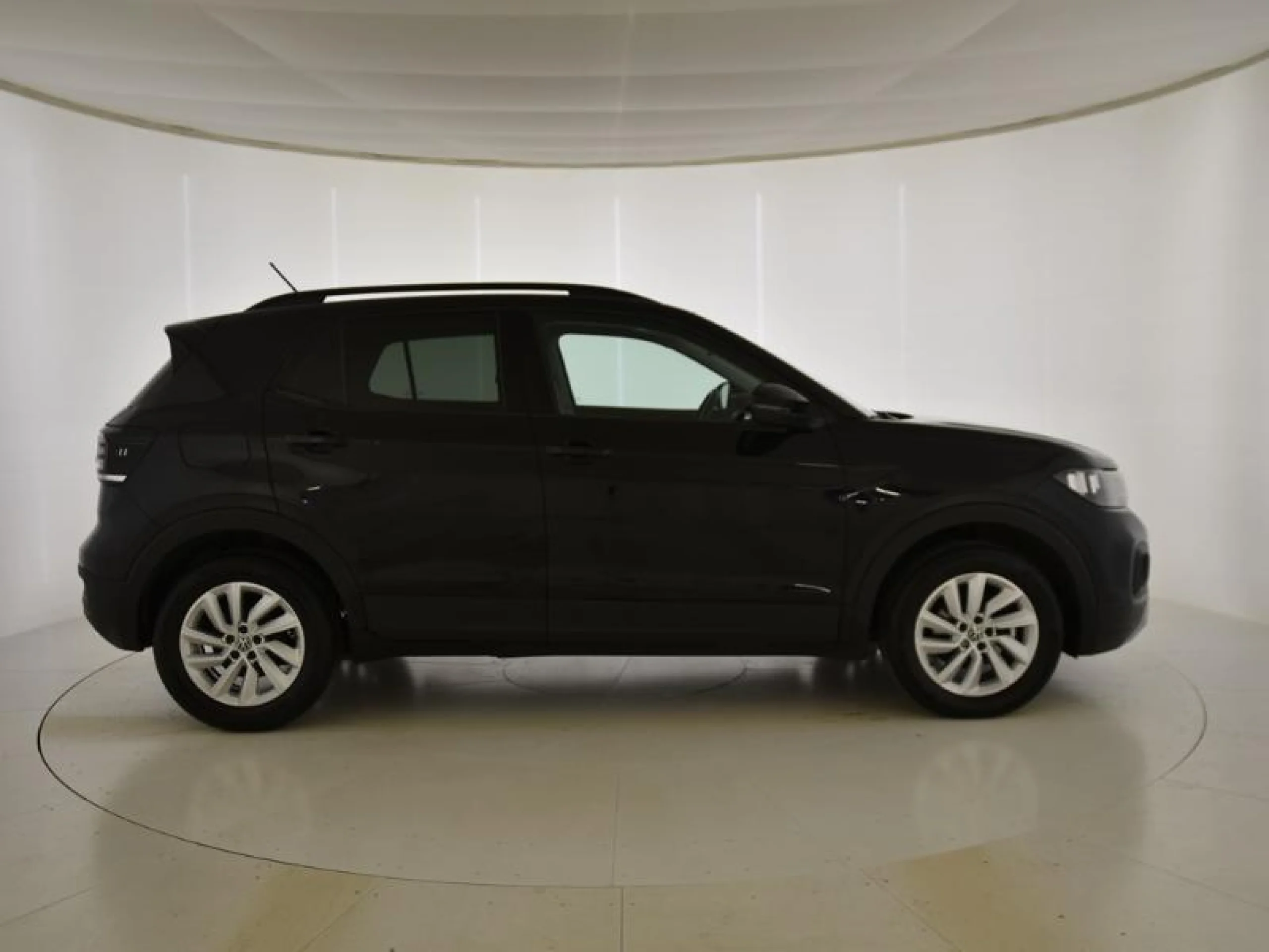 VOLKSWAGEN T CROSS ADVANCE 1.0 TSI 70KW (95CV) - Foto 3