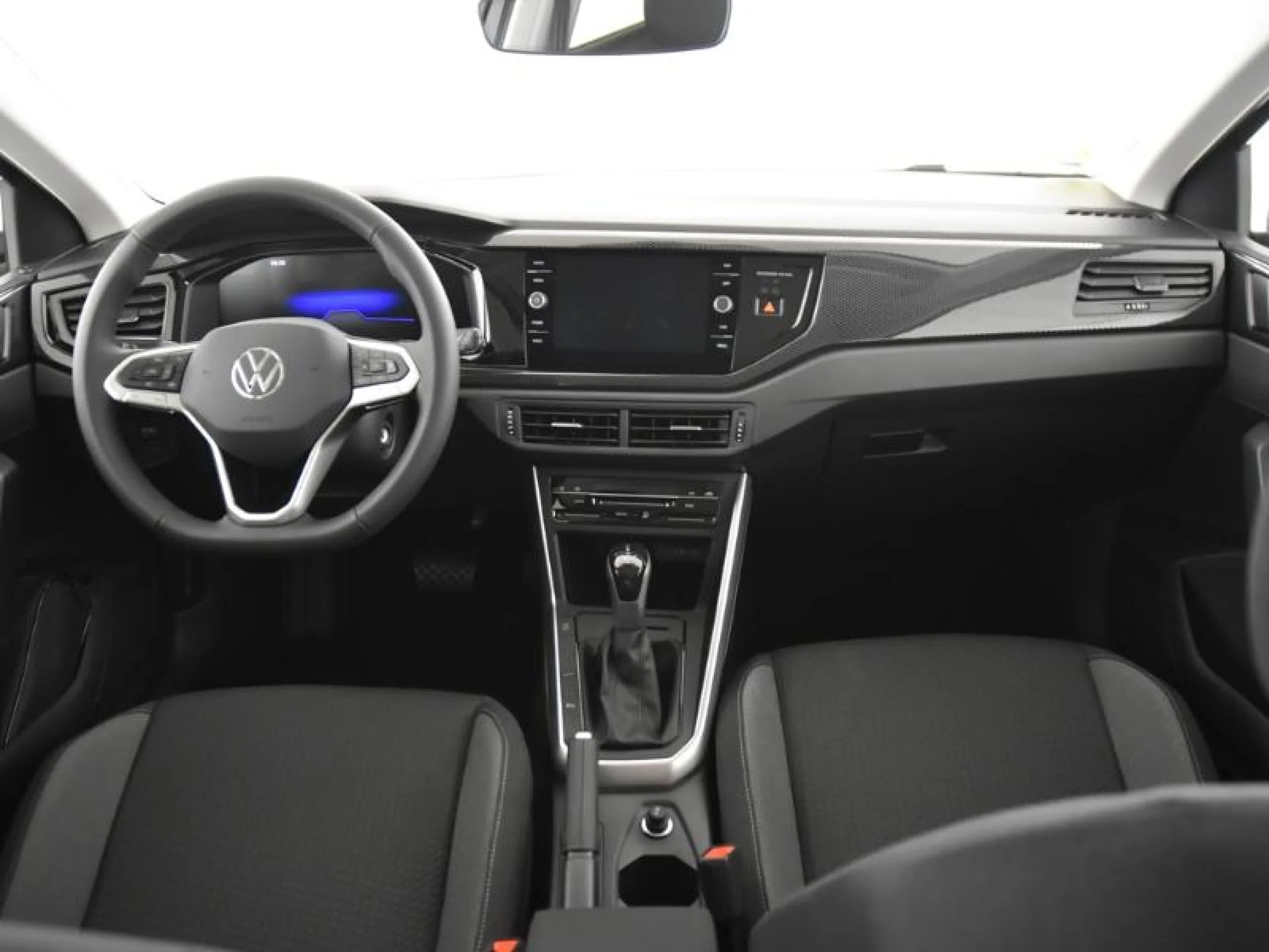 VOLKSWAGEN POLO POLO MÁS 1.0 TSI 70 KW (95 CV)  AUTOMÁTICO DSG 7 VEL. - Foto 4