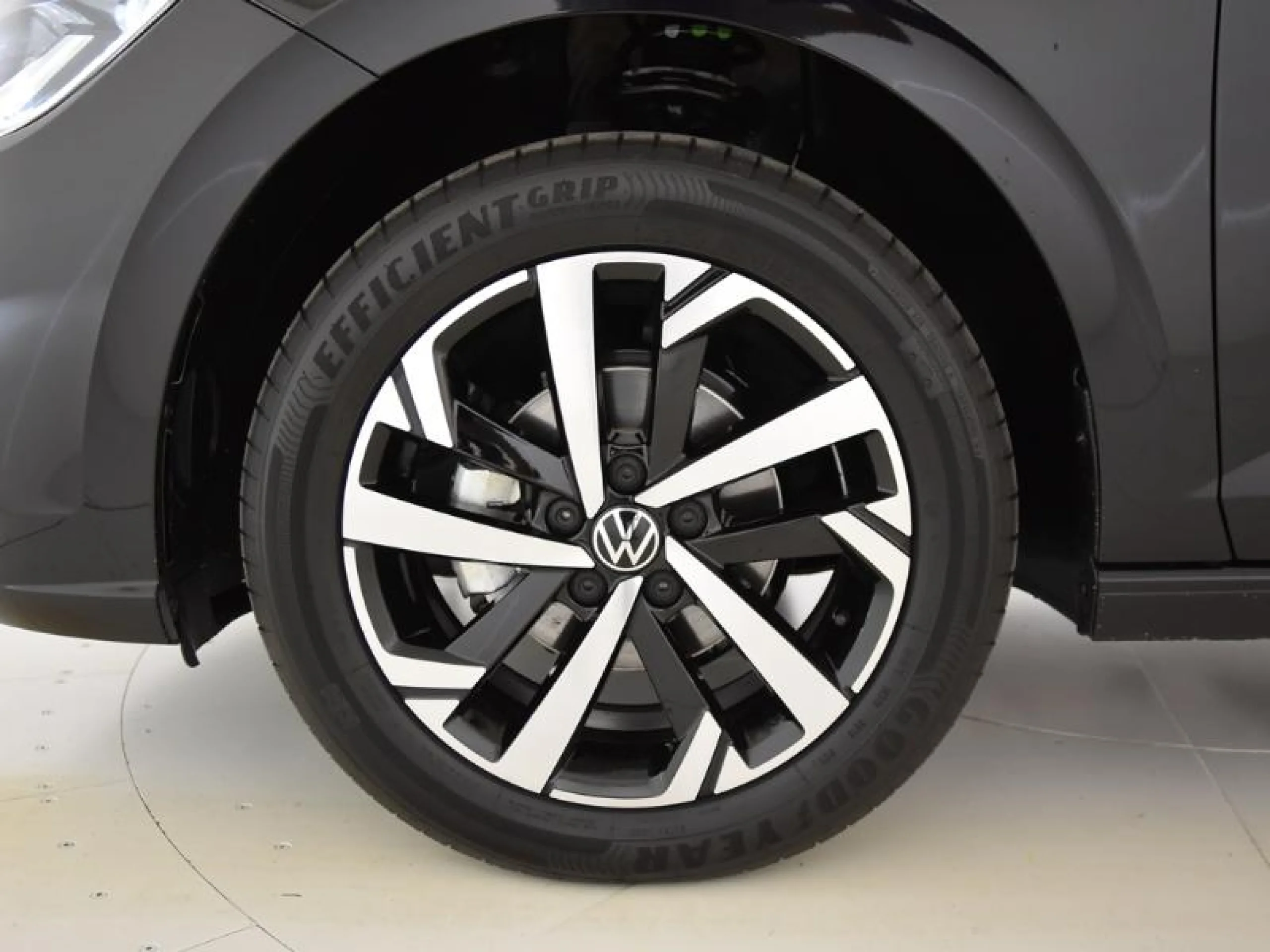 VOLKSWAGEN POLO POLO MÁS 1.0 TSI 70 KW (95 CV)  AUTOMÁTICO DSG 7 VEL. - Foto 8