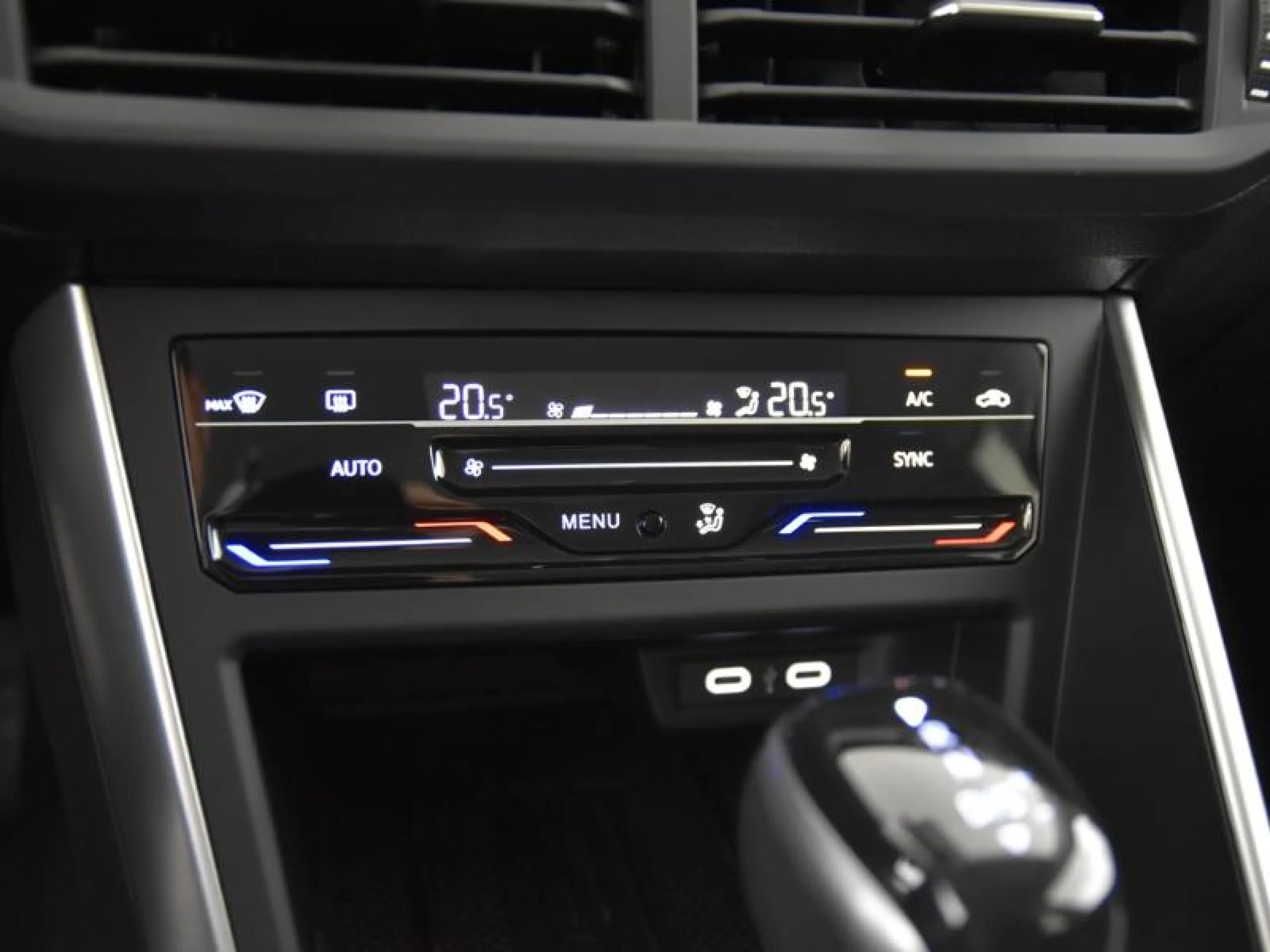 VOLKSWAGEN POLO POLO MÁS 1.0 TSI 70 KW (95 CV)  AUTOMÁTICO DSG 7 VEL. - Foto 11