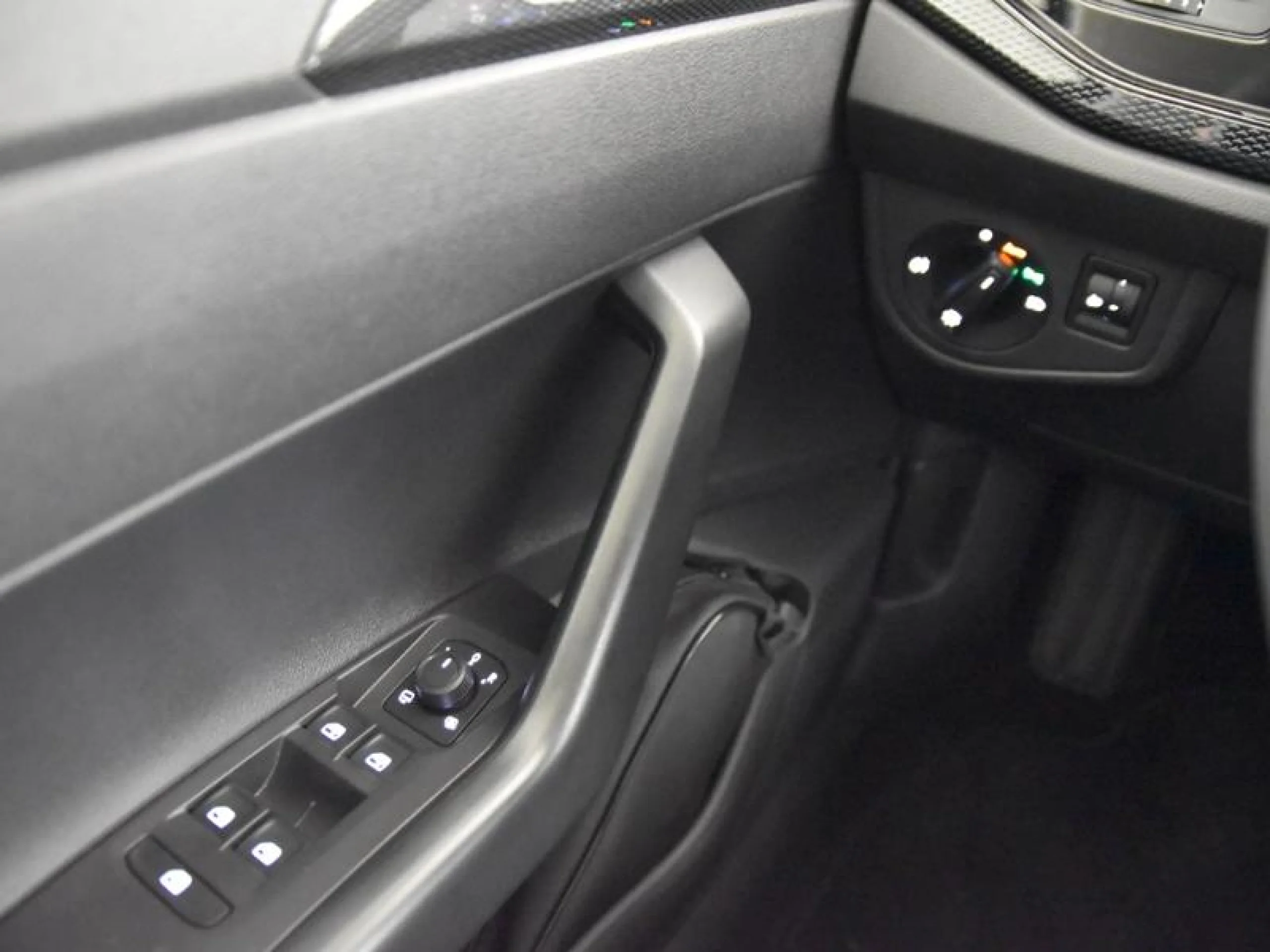 VOLKSWAGEN POLO POLO MÁS 1.0 TSI 70 KW (95 CV)  AUTOMÁTICO DSG 7 VEL. - Foto 15