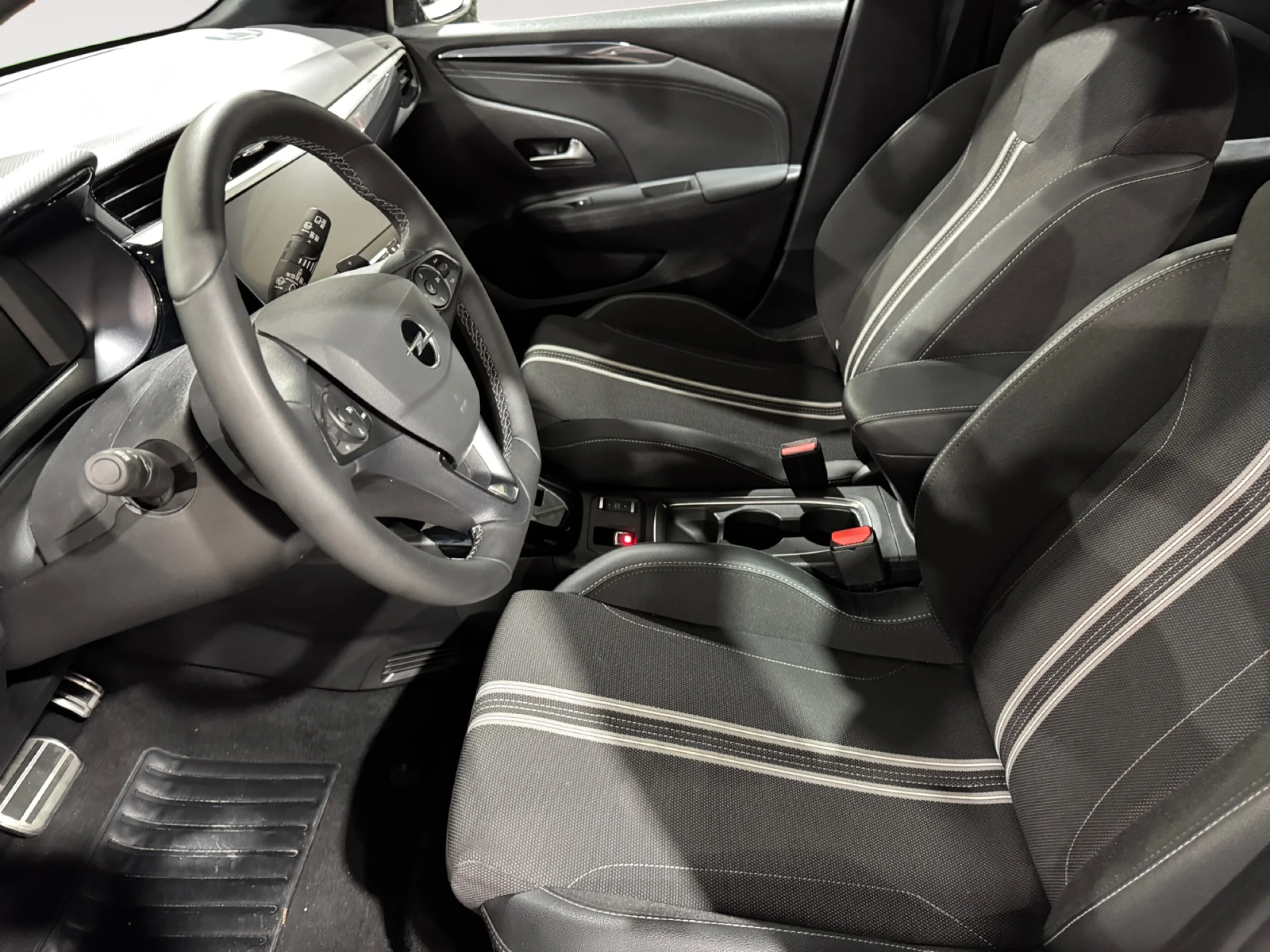 OPEL CORSA 1.2T XHLHYBRID 74KW GS EDCT - Foto 9