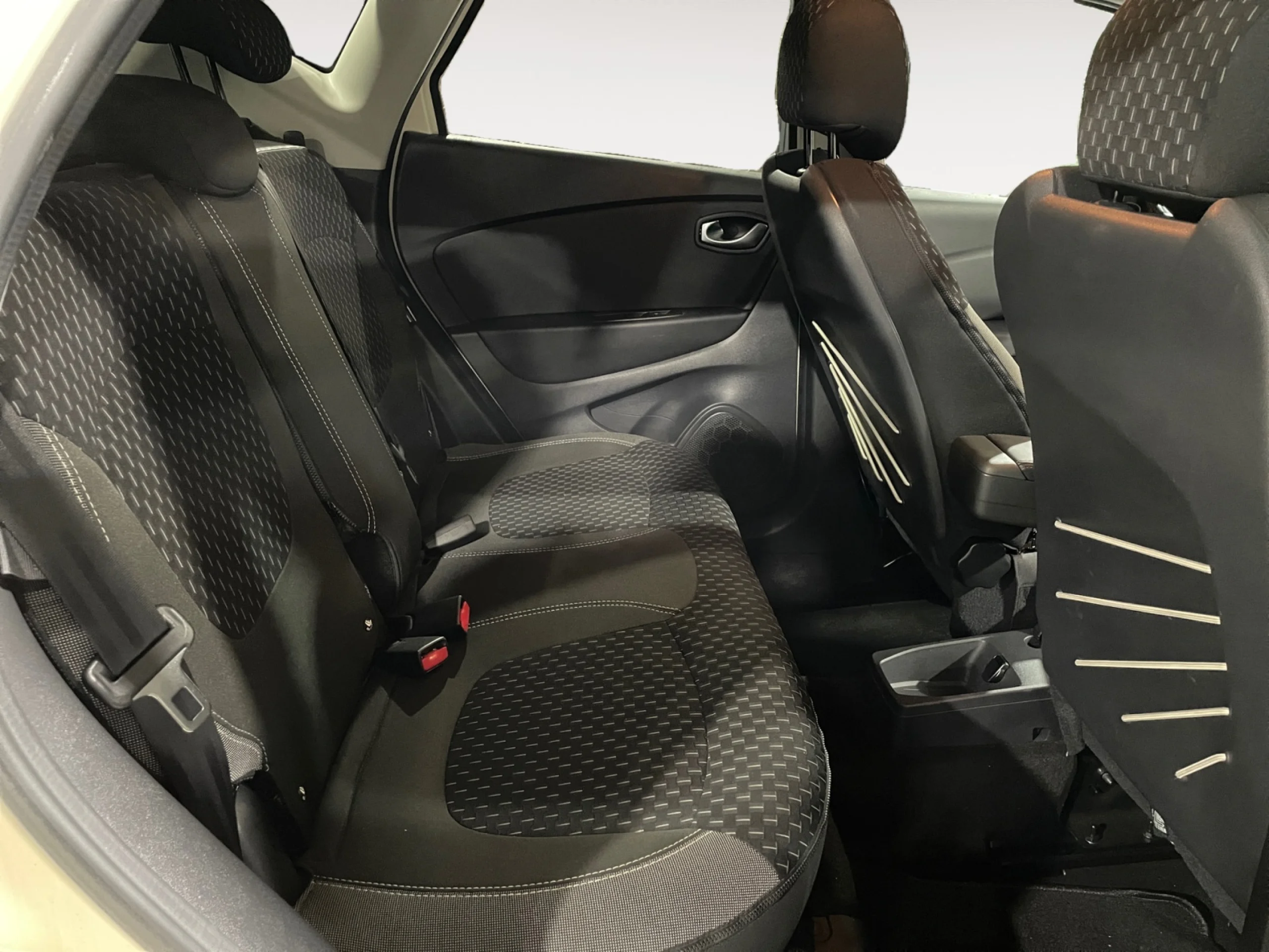 RENAULT CAPTUR ZEN TCE 66KW (90CV)  18 - Foto 6