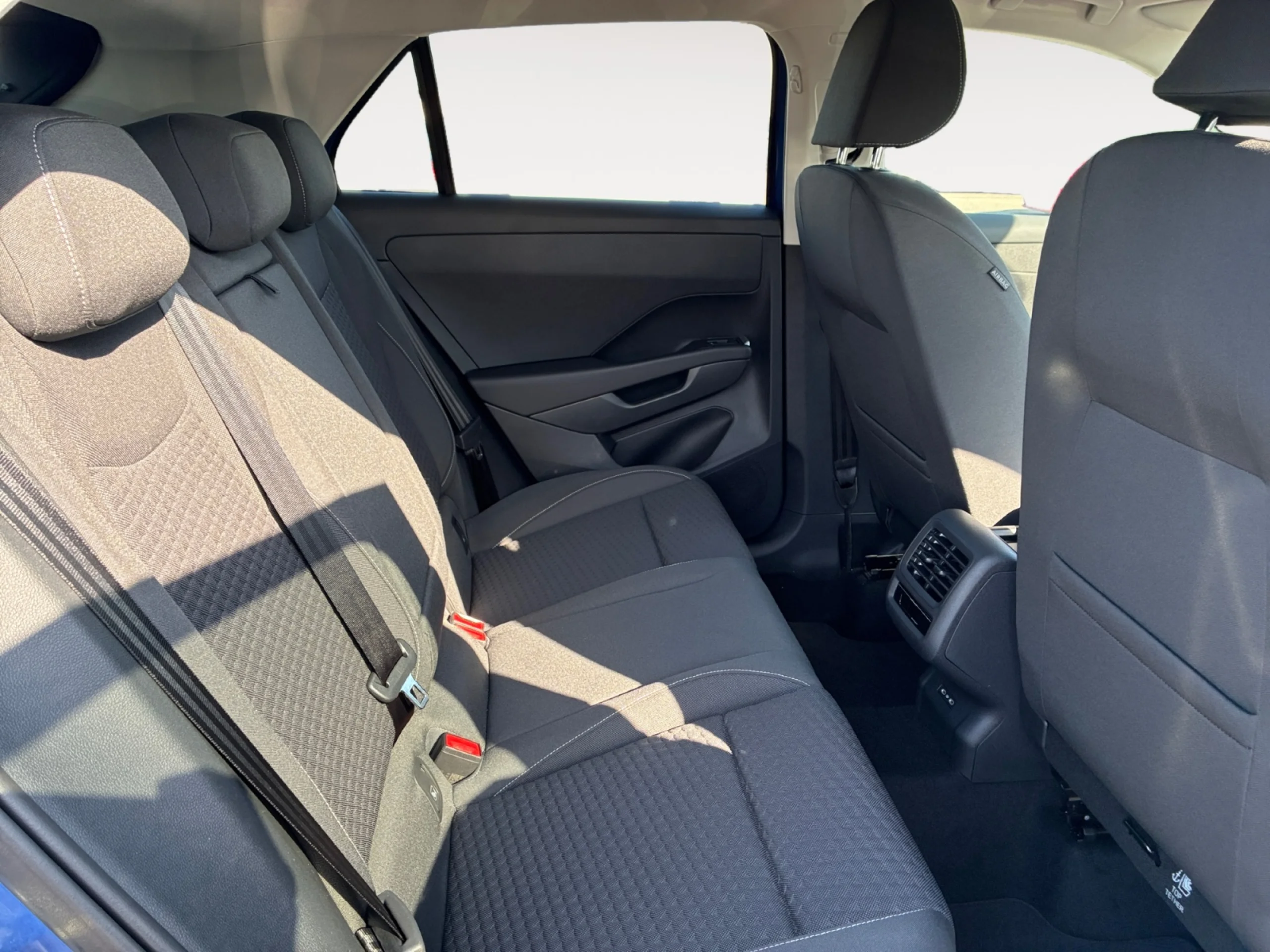 VOLKSWAGEN T ROC T ROC MÁS  1.5 ETSI 110 KW (150 CV)  AUTOMÁTICO DSG 7 VEL. - Foto 6
