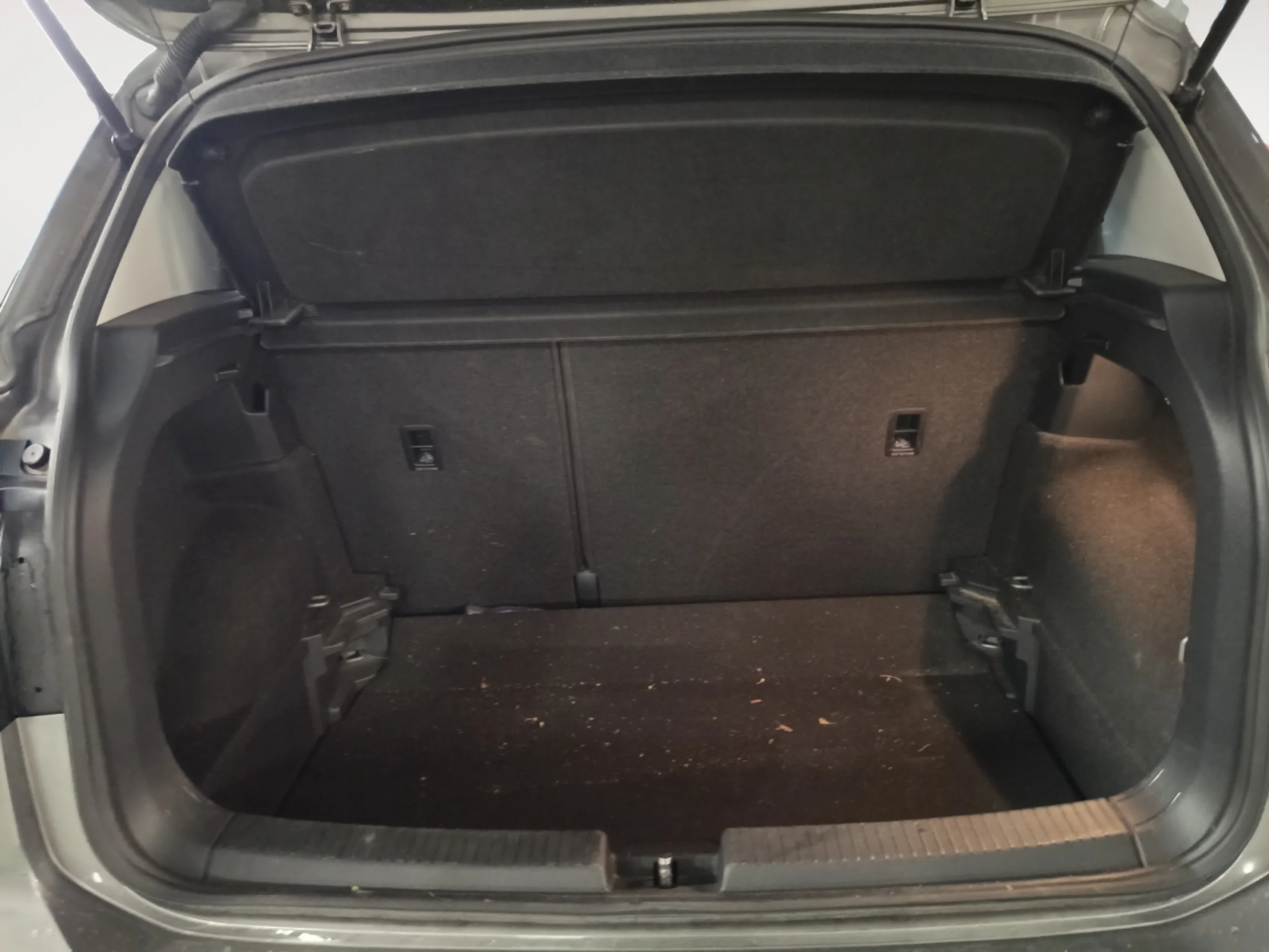 VOLKSWAGEN T CROSS SPORT 1.0 TSI 81KW (110CV) DSG - Foto 7