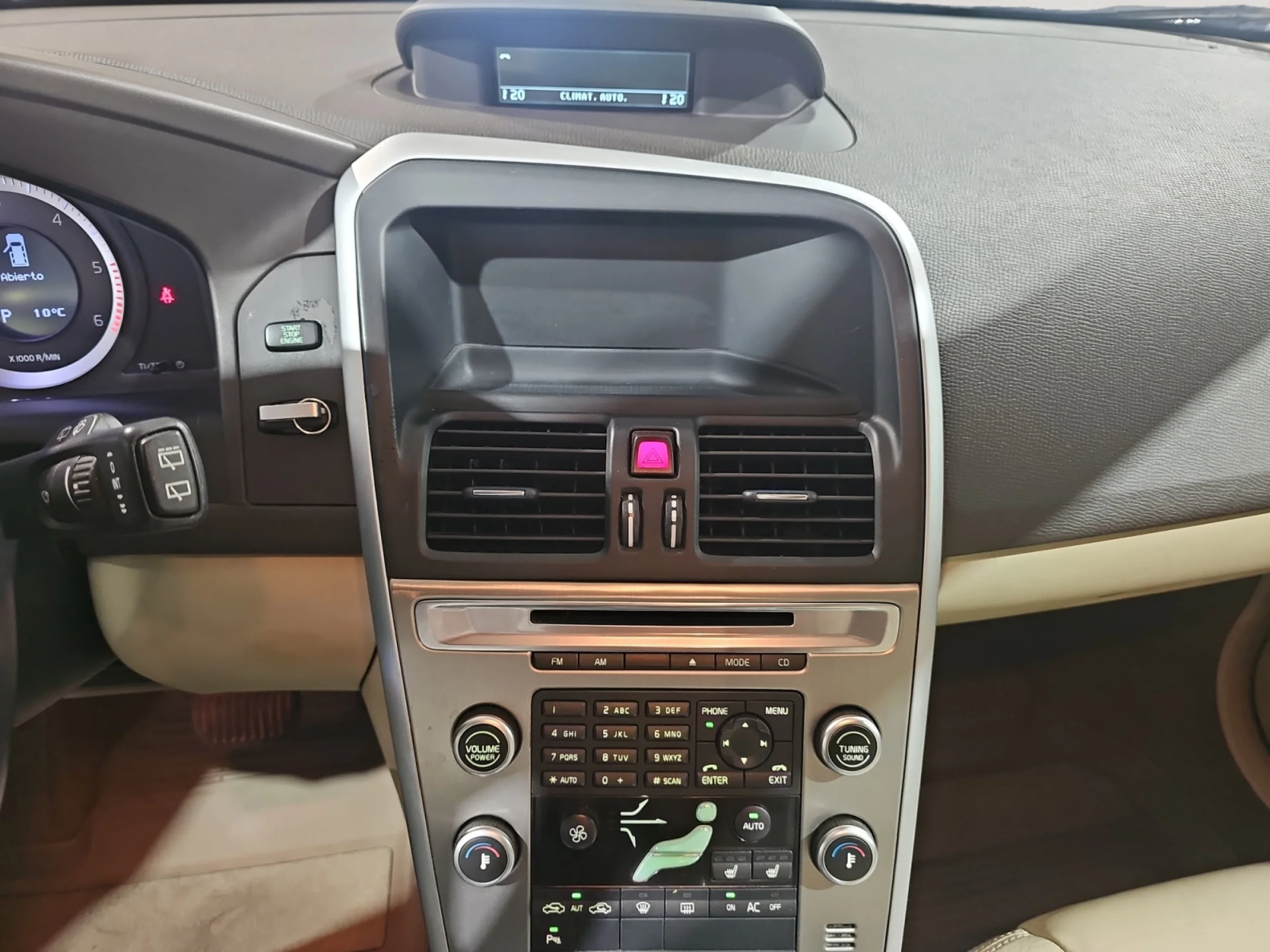 VOLVO XC60 2.4D KINETIC AUTO - Foto 10