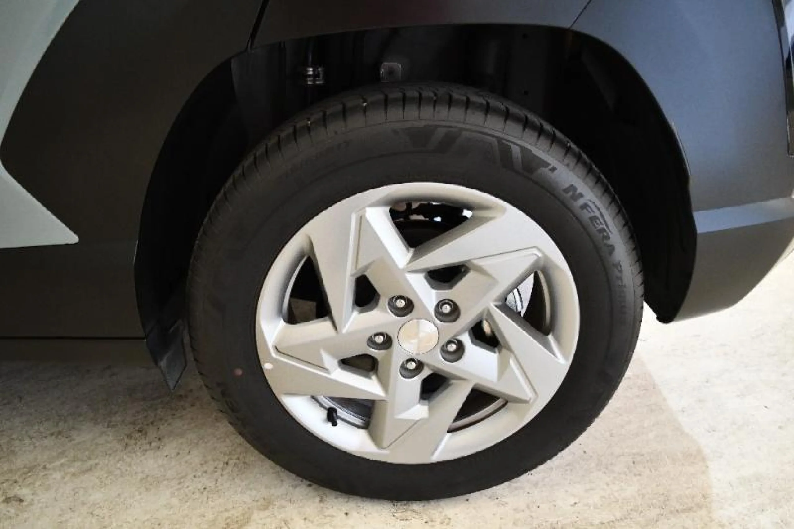 HYUNDAI KONA 1.6T 138CV MAXX - Foto 7