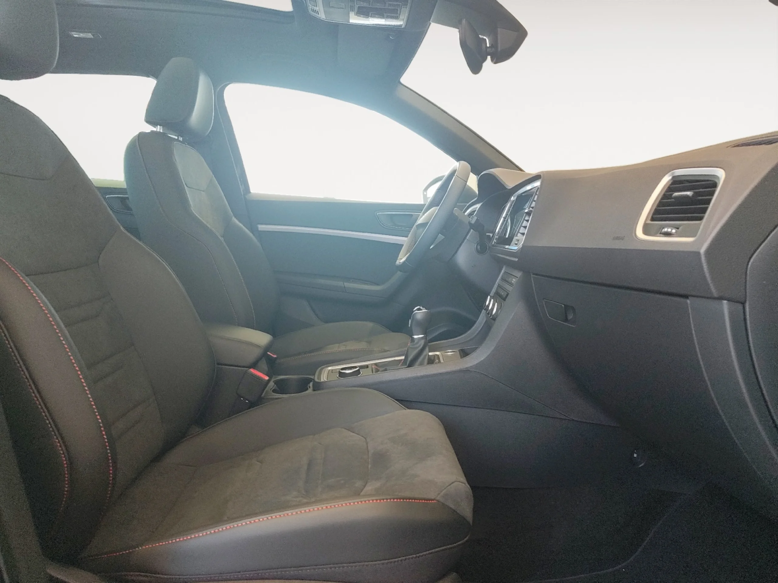 SEAT ATECA 1.5 TSI 110KW (150CV) FR SPECIAL EDITION - Foto 4