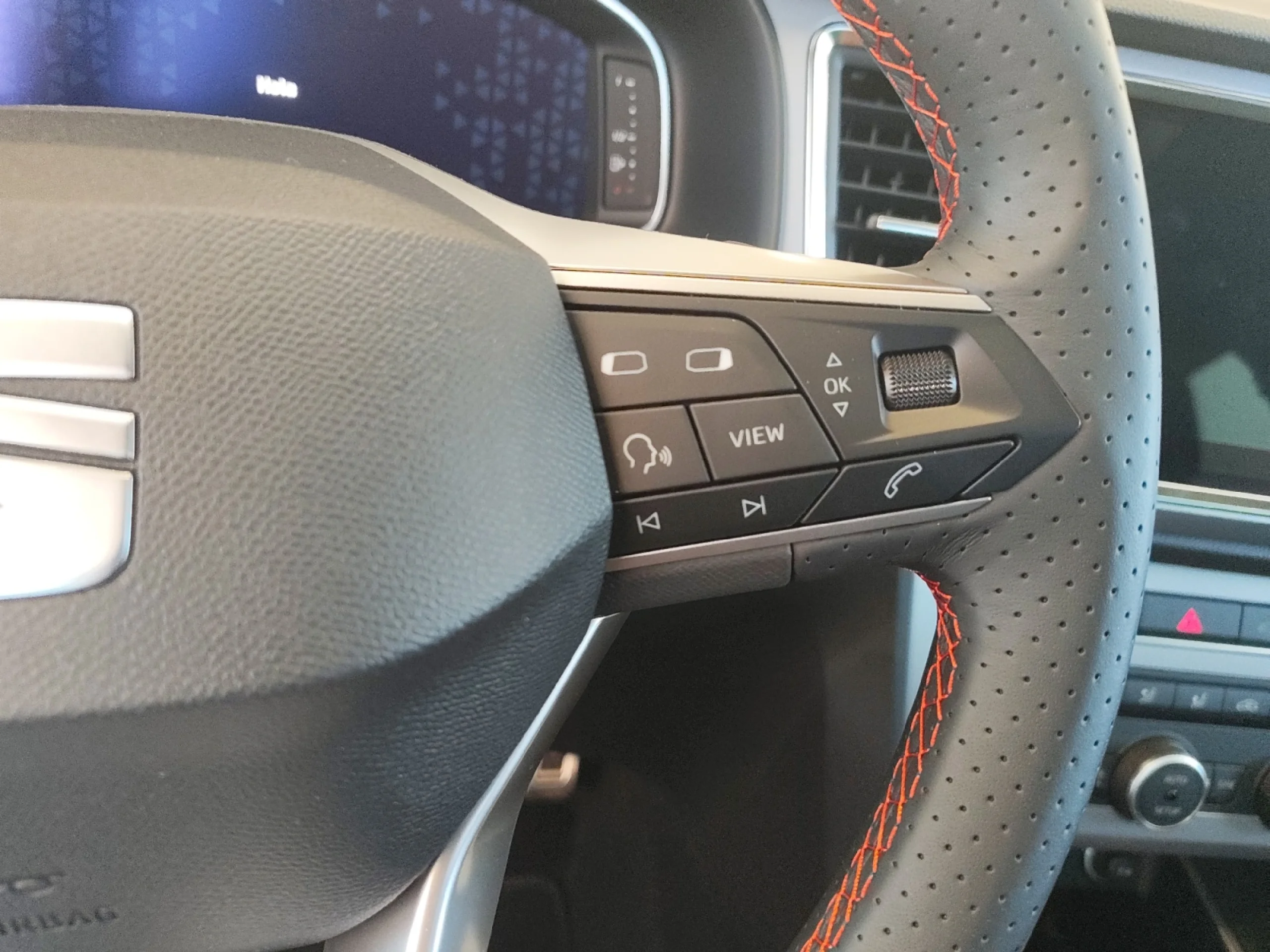 SEAT ATECA 1.5 TSI 110KW (150CV) FR SPECIAL EDITION - Foto 11