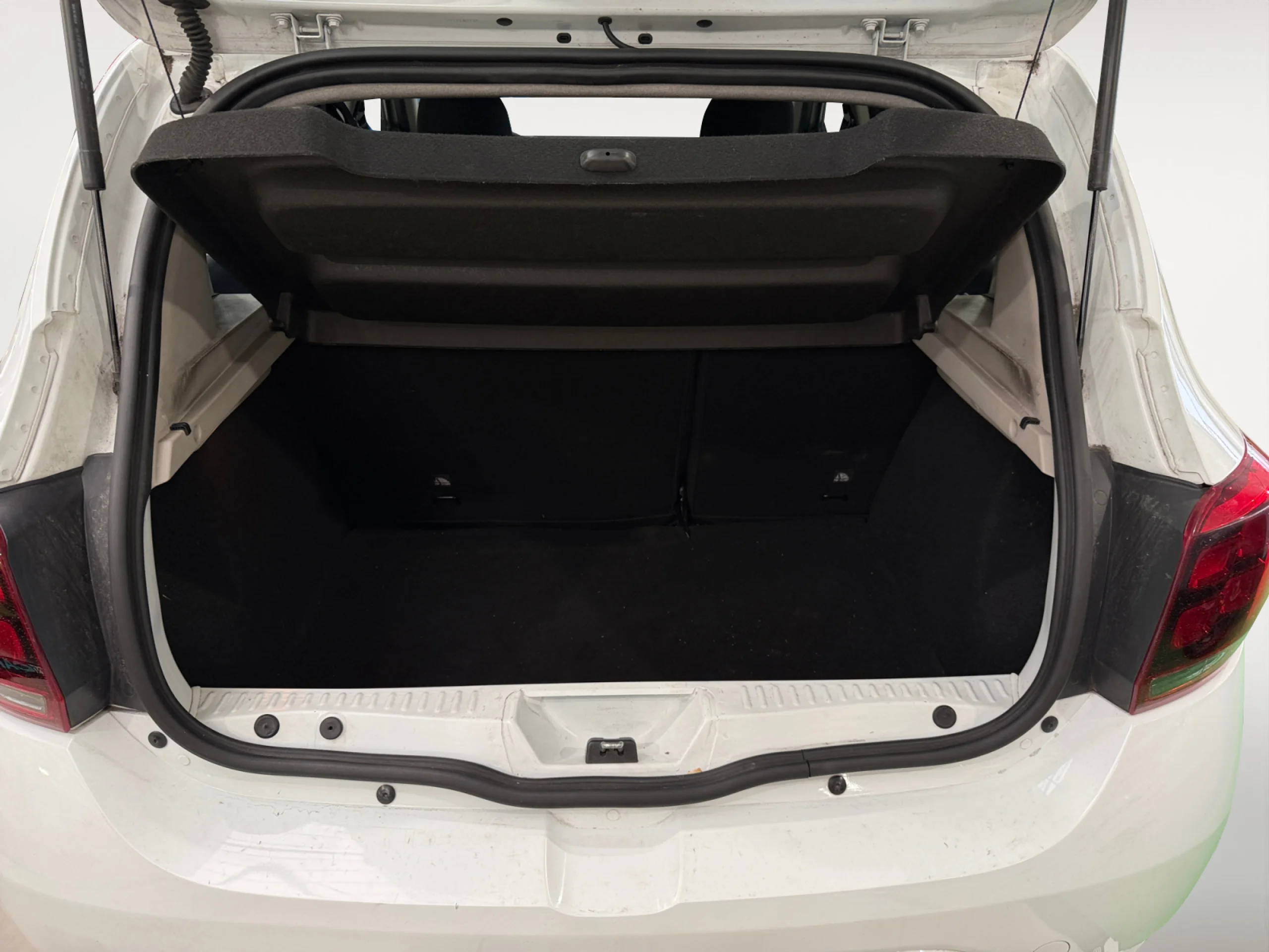 DACIA SANDERO AMBIANCE DCI 55KW (75CV) - Foto 7