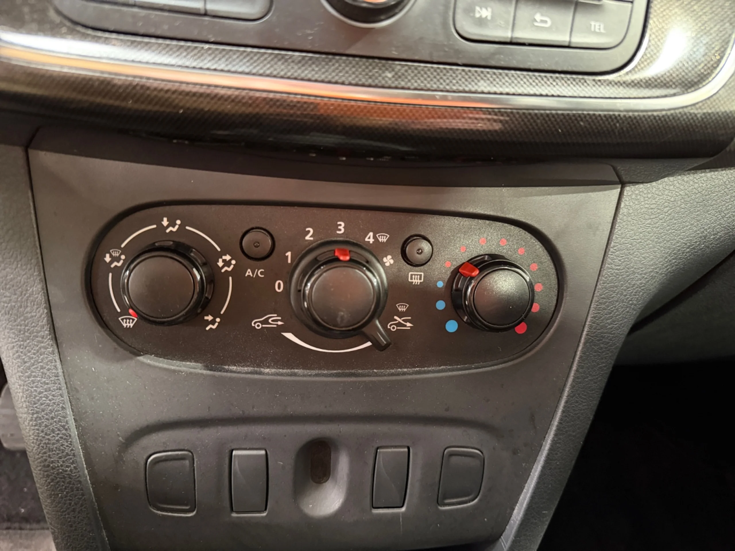 DACIA SANDERO AMBIANCE DCI 55KW (75CV) - Foto 14