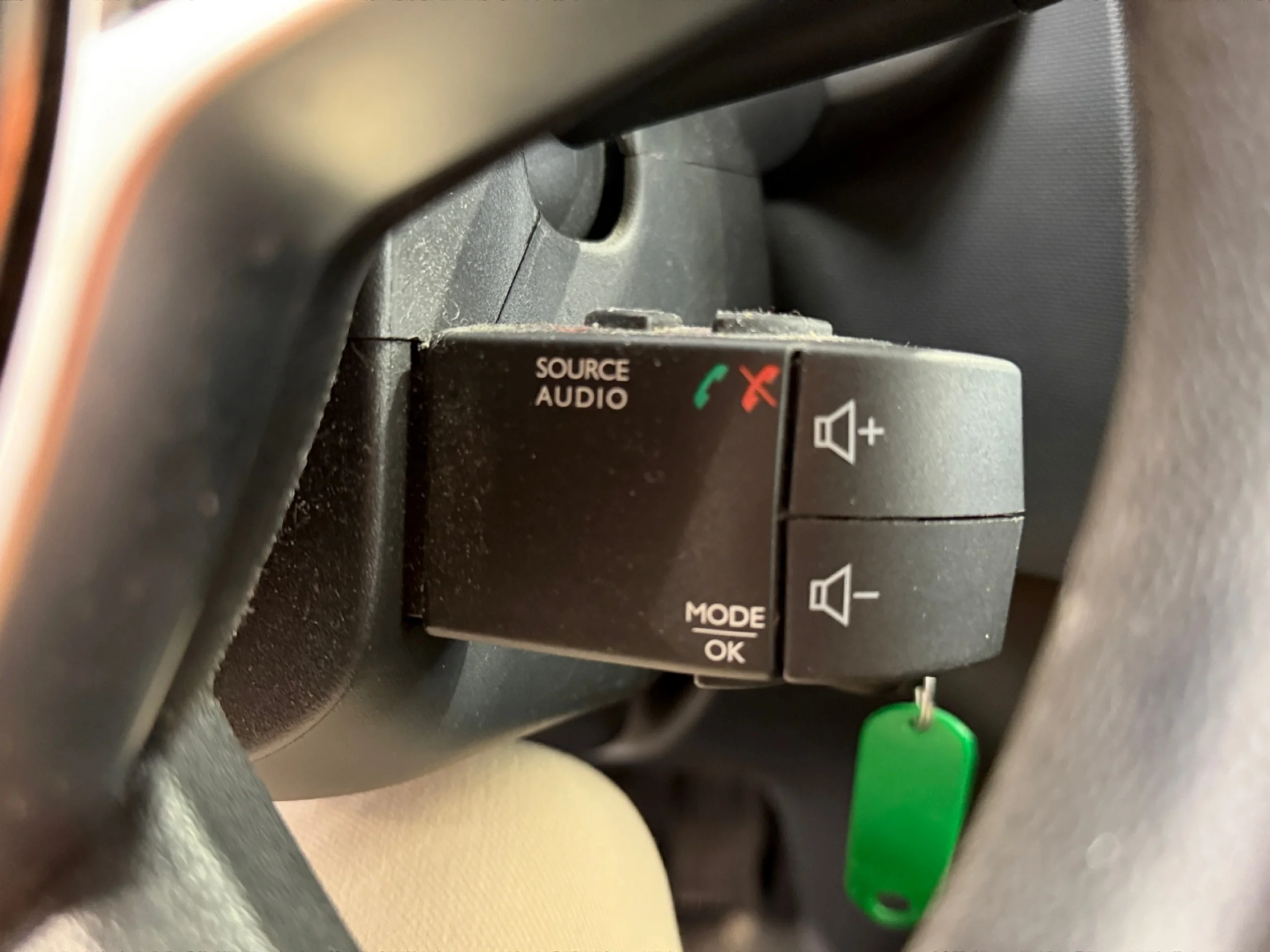 DACIA SANDERO AMBIANCE DCI 55KW (75CV) - Foto 25