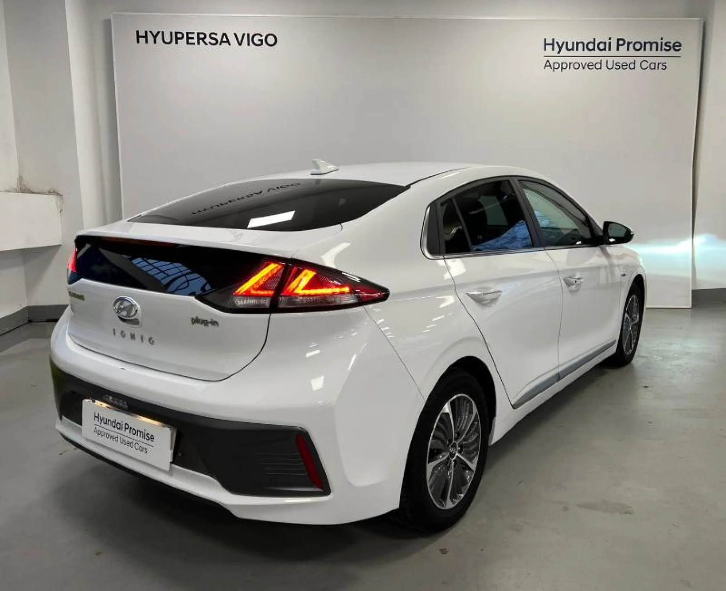 HYUNDAI IONIQ 1.6 GDI PHEV TECNO DCT - Foto 3