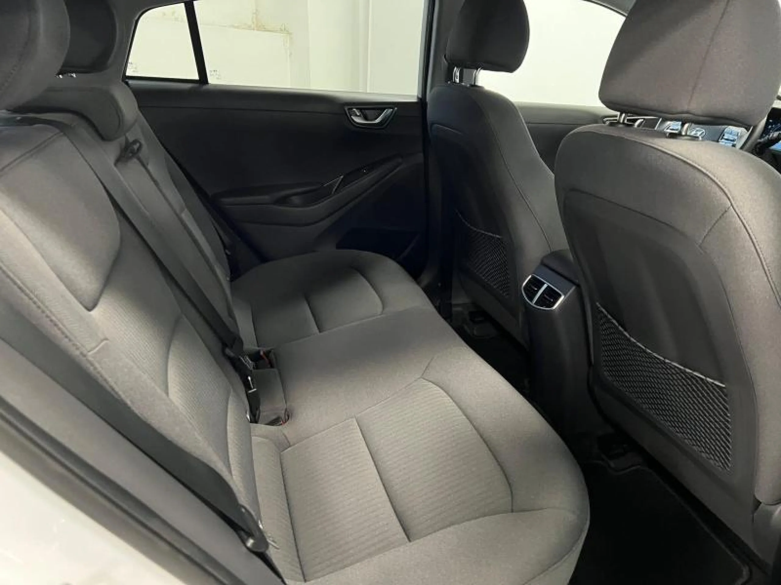 HYUNDAI IONIQ 1.6 GDI PHEV TECNO DCT - Foto 11