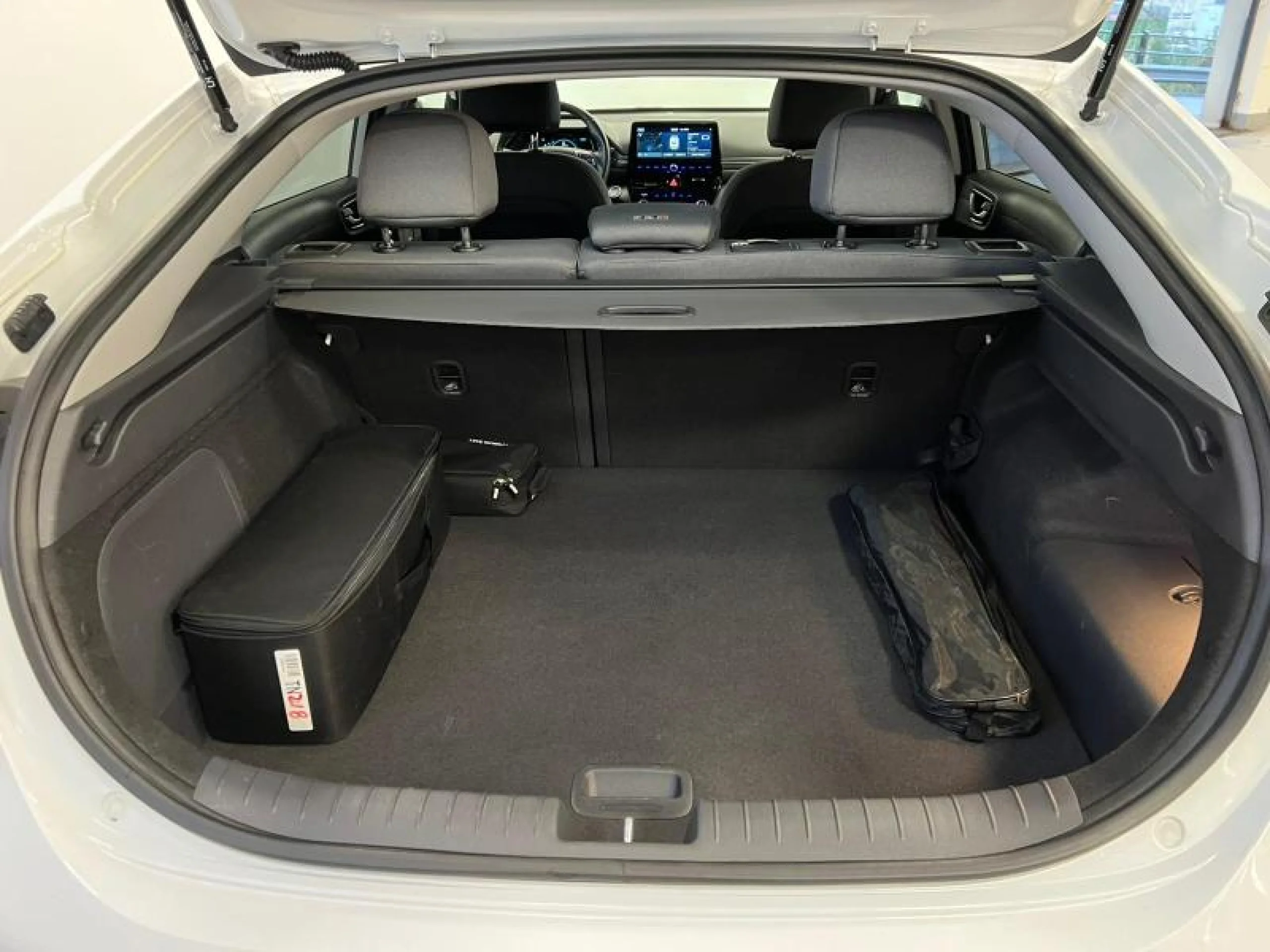 HYUNDAI IONIQ 1.6 GDI PHEV TECNO DCT - Foto 12