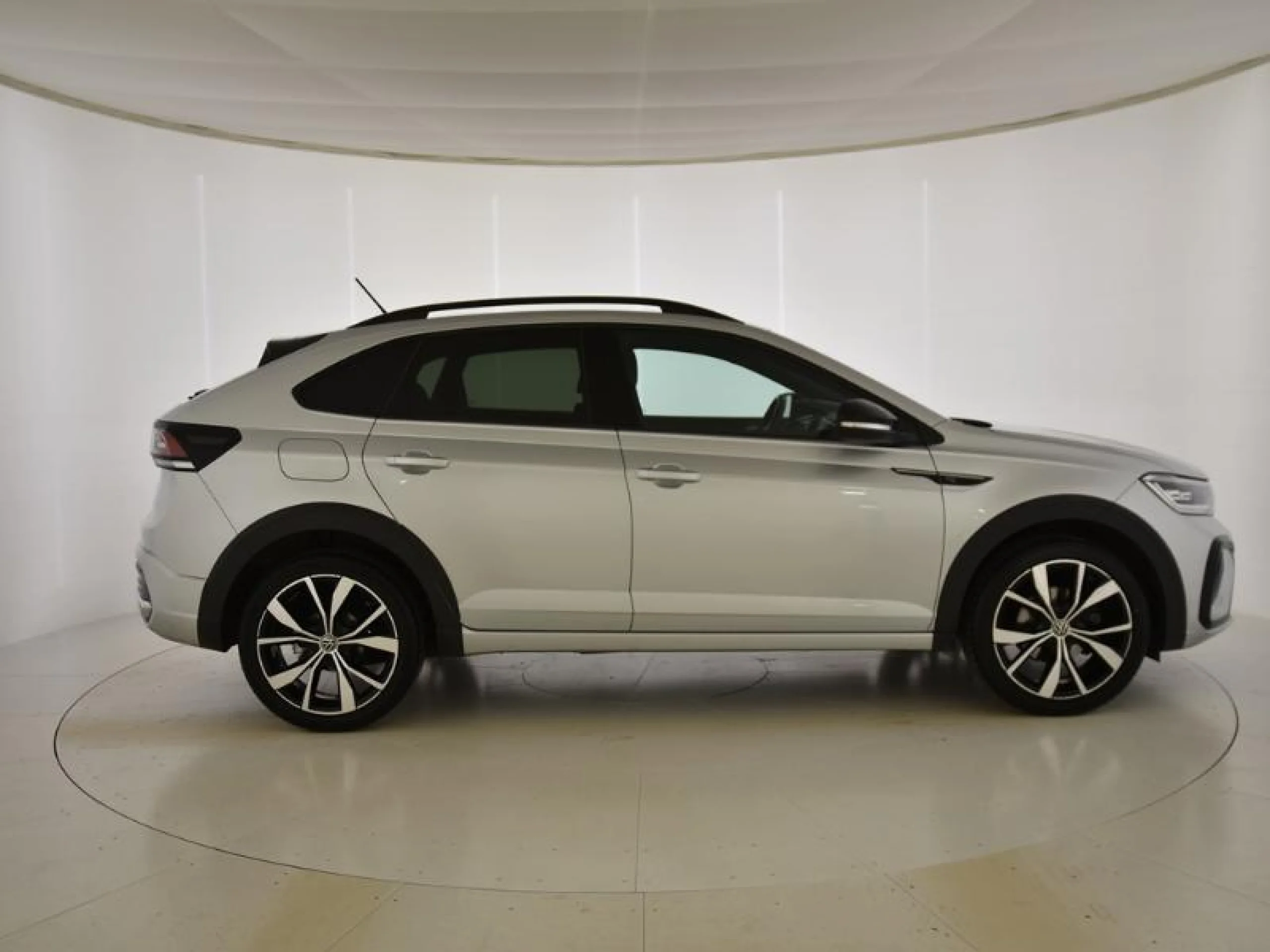 VOLKSWAGEN TAIGO R LINE 1.0 TSI 85KW (115CV) DSG - Foto 3