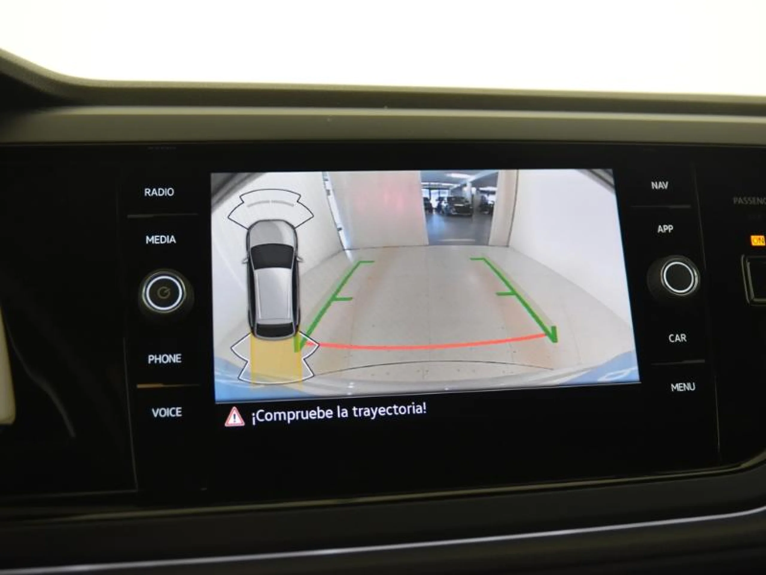 VOLKSWAGEN TAIGO R LINE 1.0 TSI 85KW (115CV) DSG - Foto 13