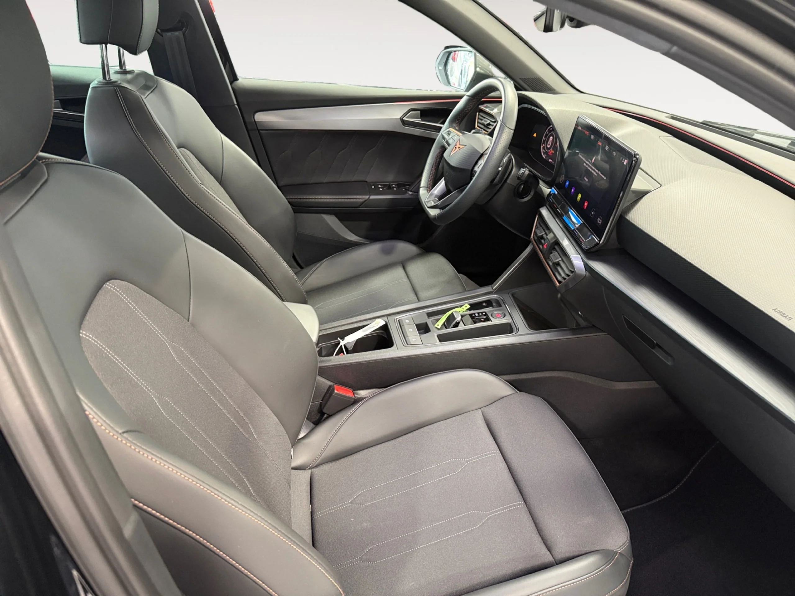 CUPRA LEON SP 1.5 ETSI 110KW (150CV) DSG - Foto 5