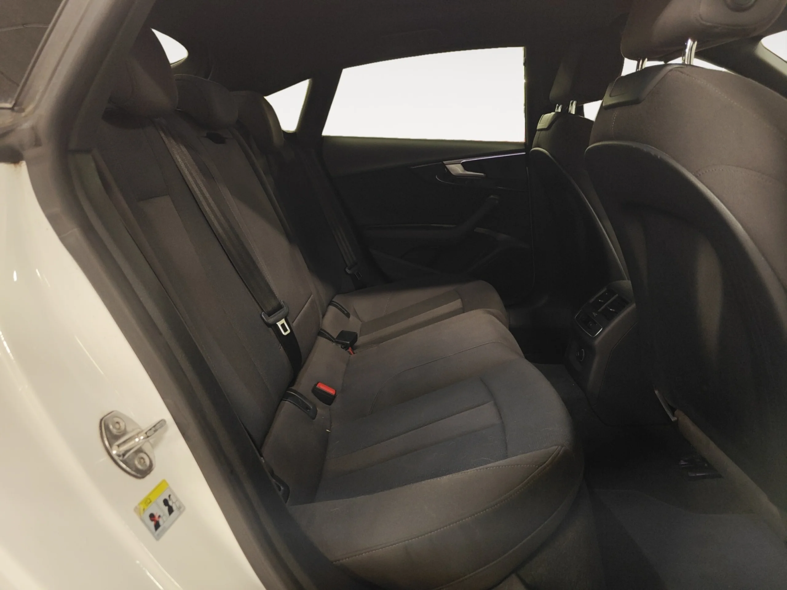 AUDI A5 2.0 TDI 110KW (150CV) SPORTBACK - Foto 6
