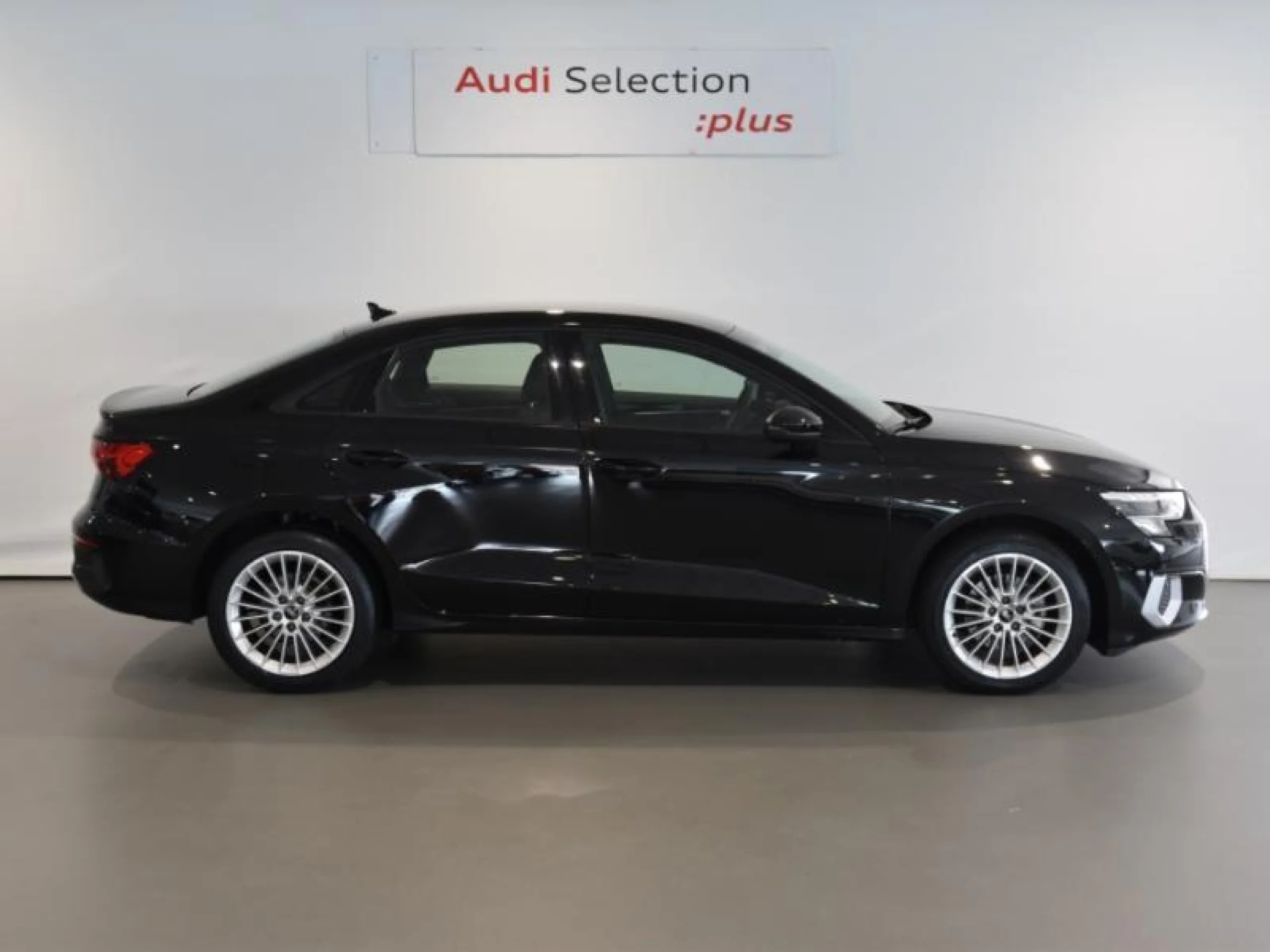 AUDI A3 SEDAN ADVANCED 30 TDI 85KW (116CV) - Foto 3