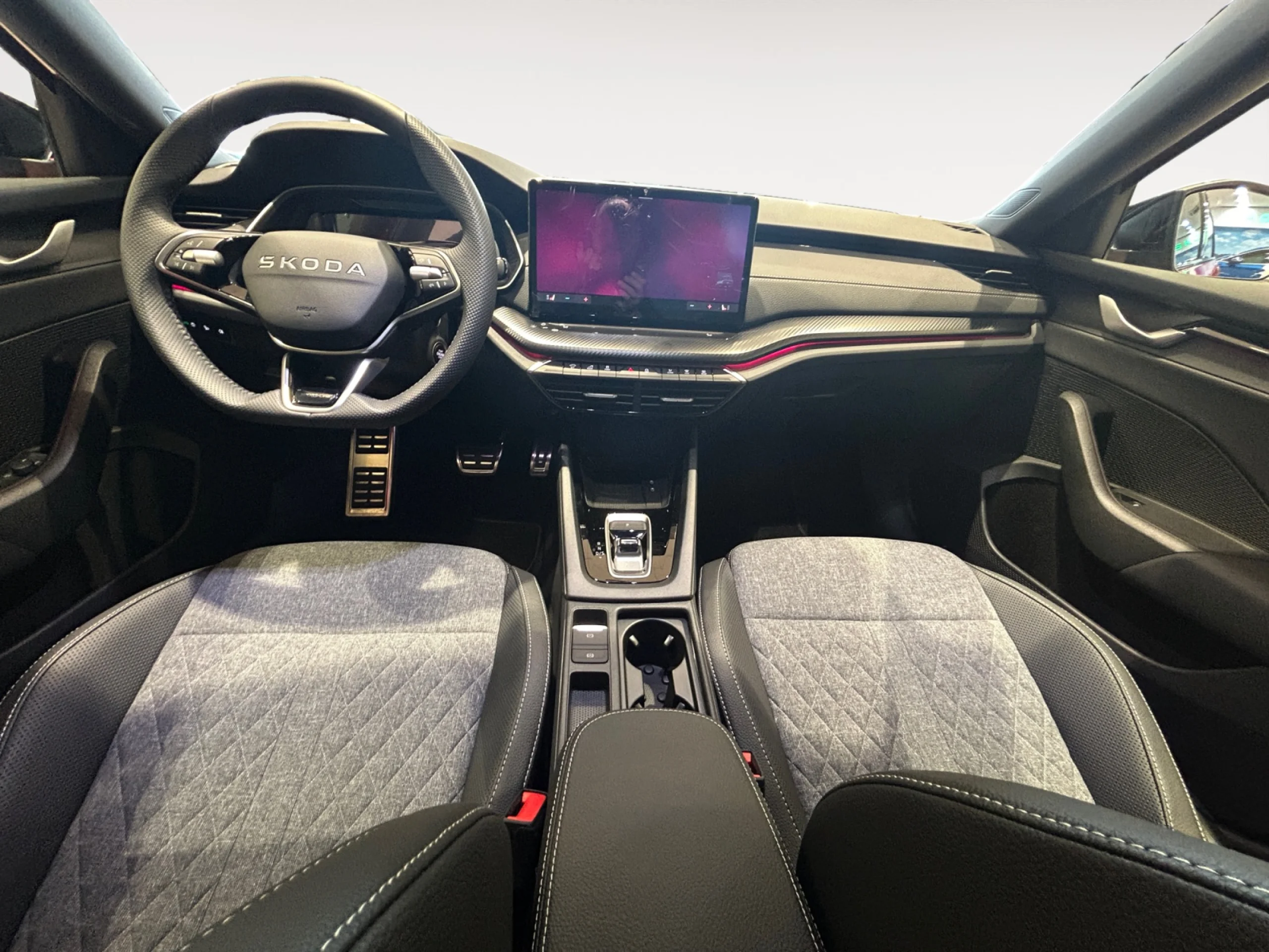 SKODA OCTAVIA COMBI 1.5 TSI 110KW DSG M HEV SPORTLINE - Foto 4