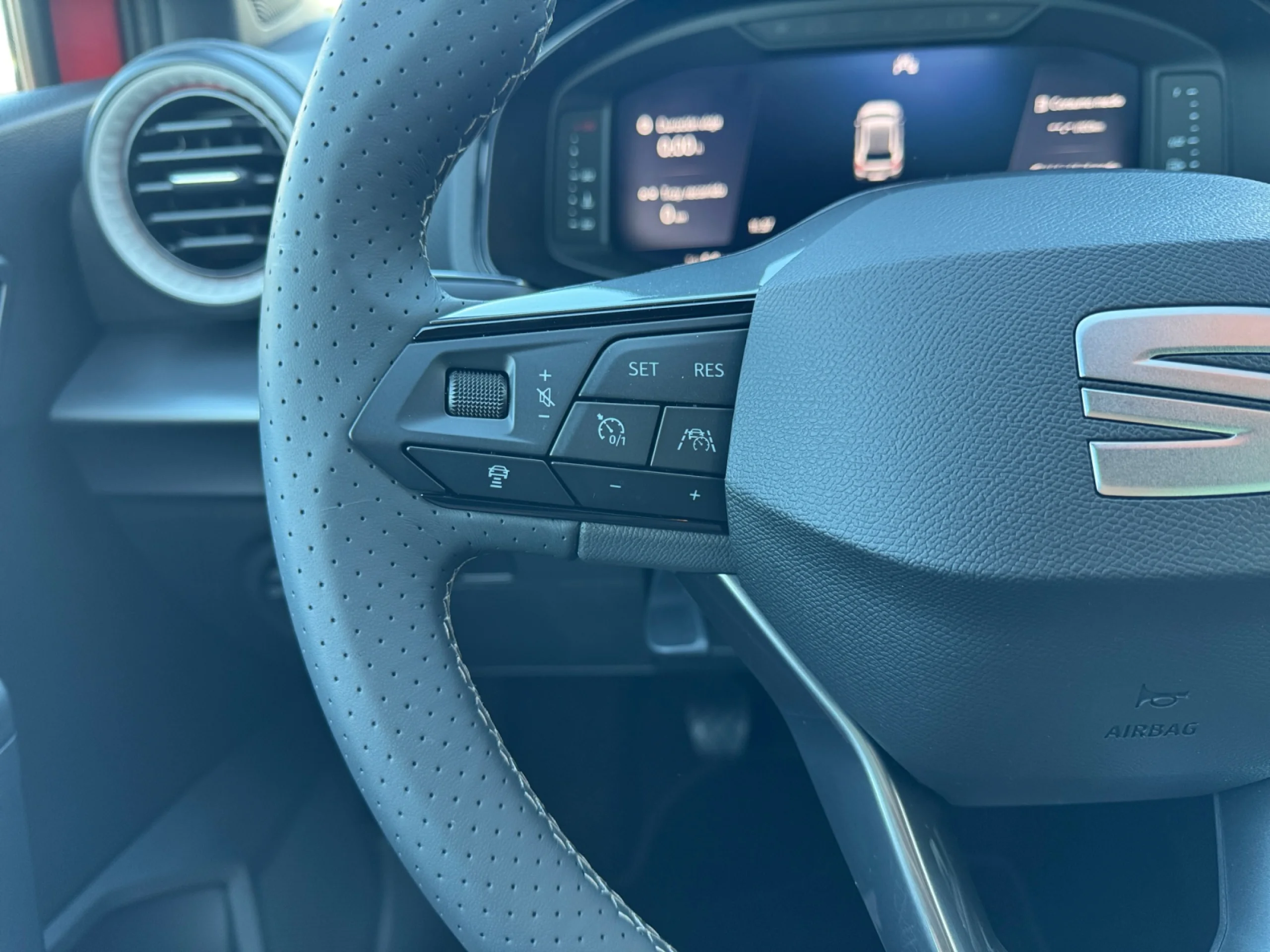 SEAT IBIZA 1.0 TSI 85KW (115CV) START&STOP FR+ - Foto 11