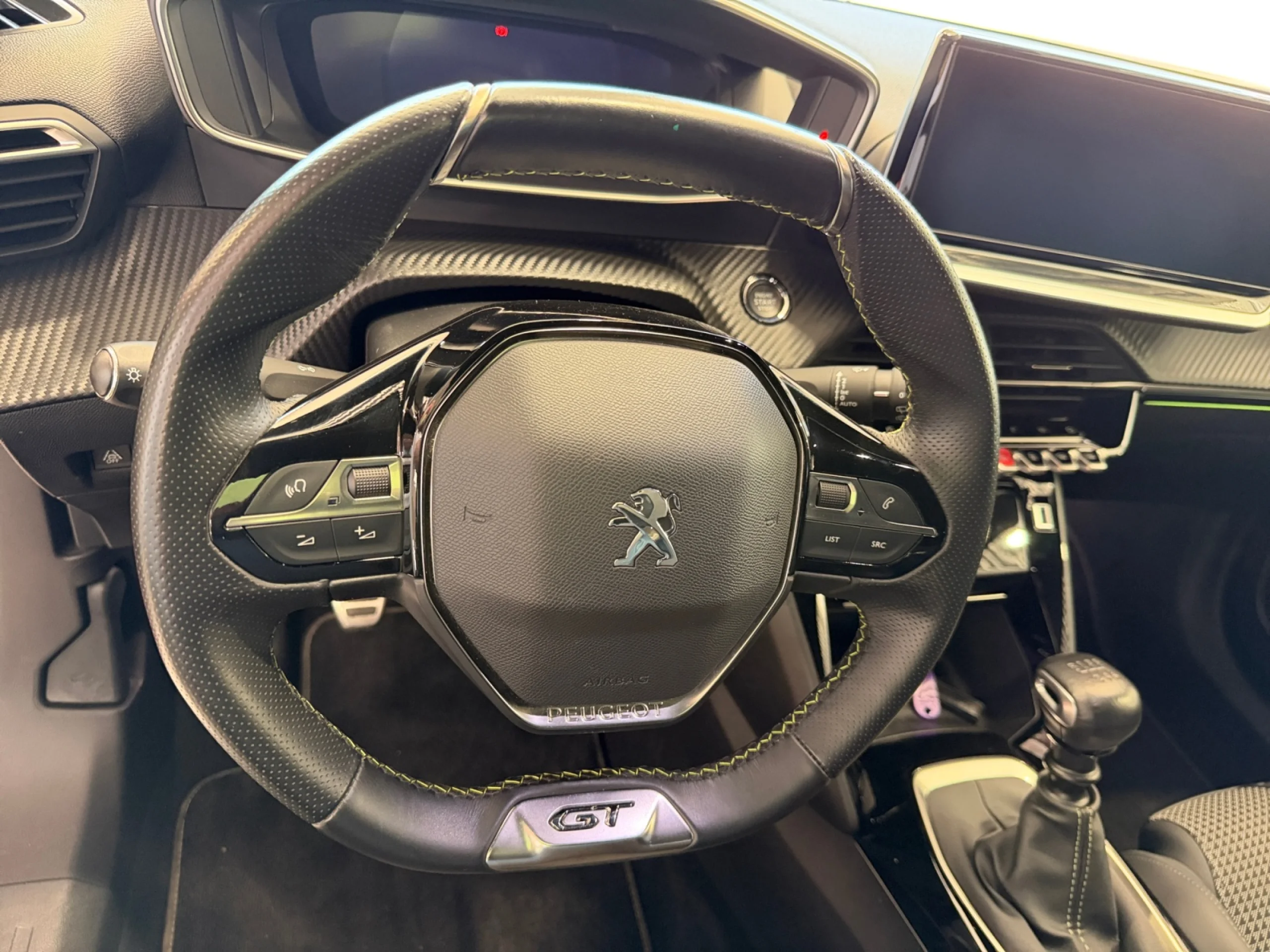 PEUGEOT 2008 GT LINE PURETECH 130 S&S BVM6 - Foto 9
