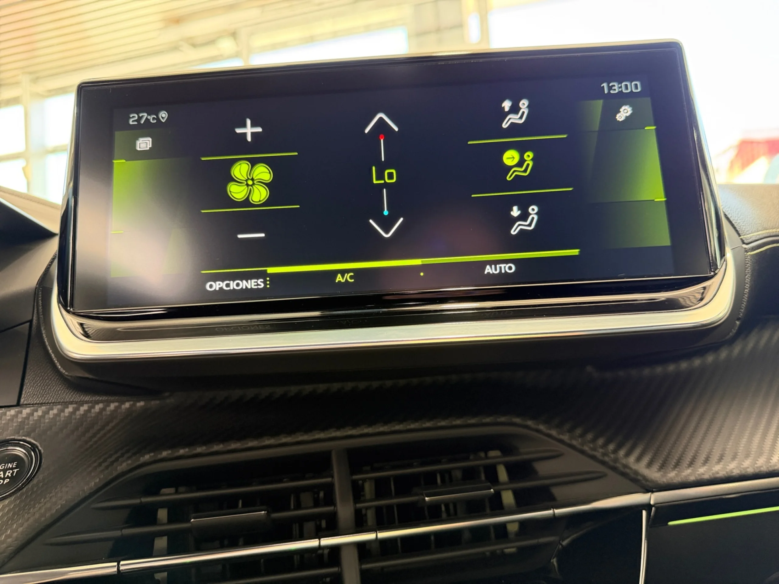 PEUGEOT 2008 GT LINE PURETECH 130 S&S BVM6 - Foto 17