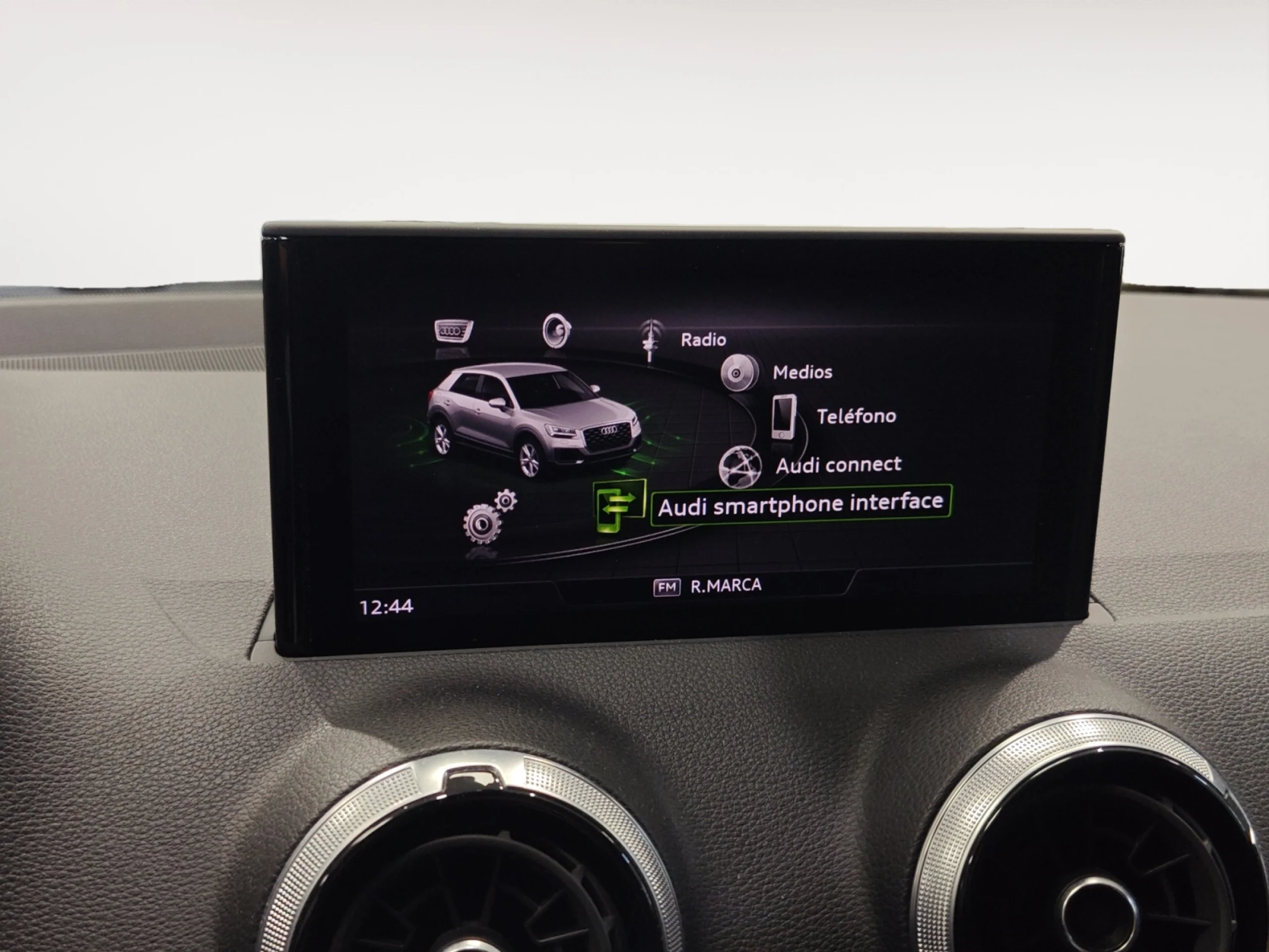 AUDI Q2 S LINE 35 TFSI 110KW (150CV) - Foto 14