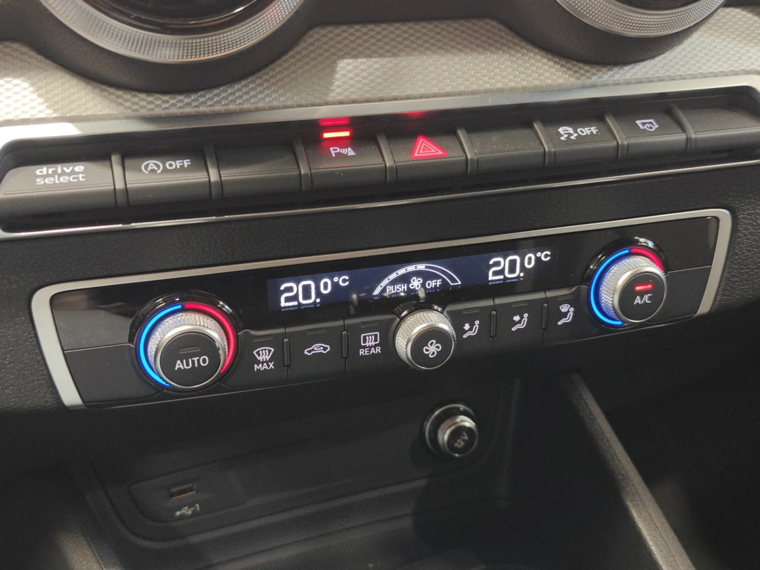 AUDI Q2 S LINE 35 TFSI 110KW (150CV) - Foto 20