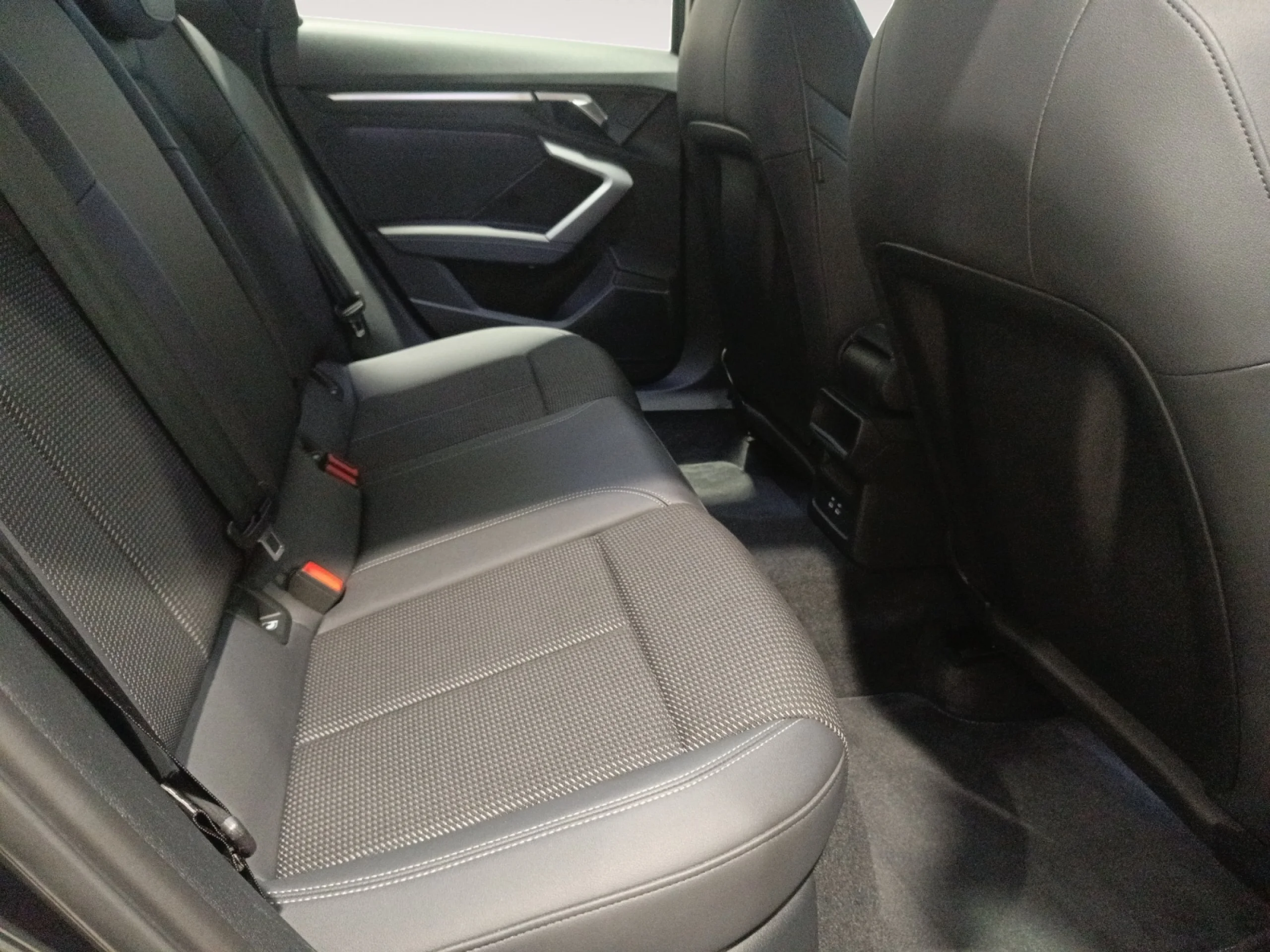 AUDI A3 SPORTBACK S LINE 35 TDI 110KW S TRONIC - Foto 9