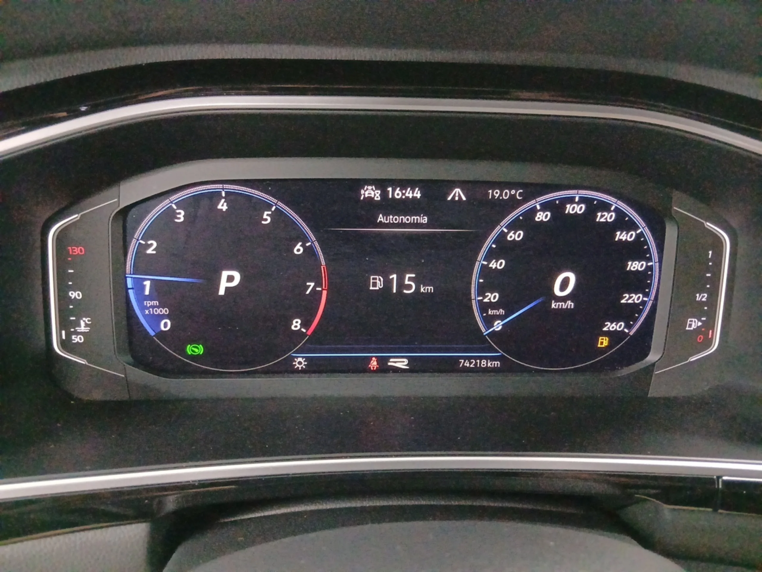 VOLKSWAGEN T ROC R LINE 1.5 TSI 110KW (150CV) DSG - Foto 15
