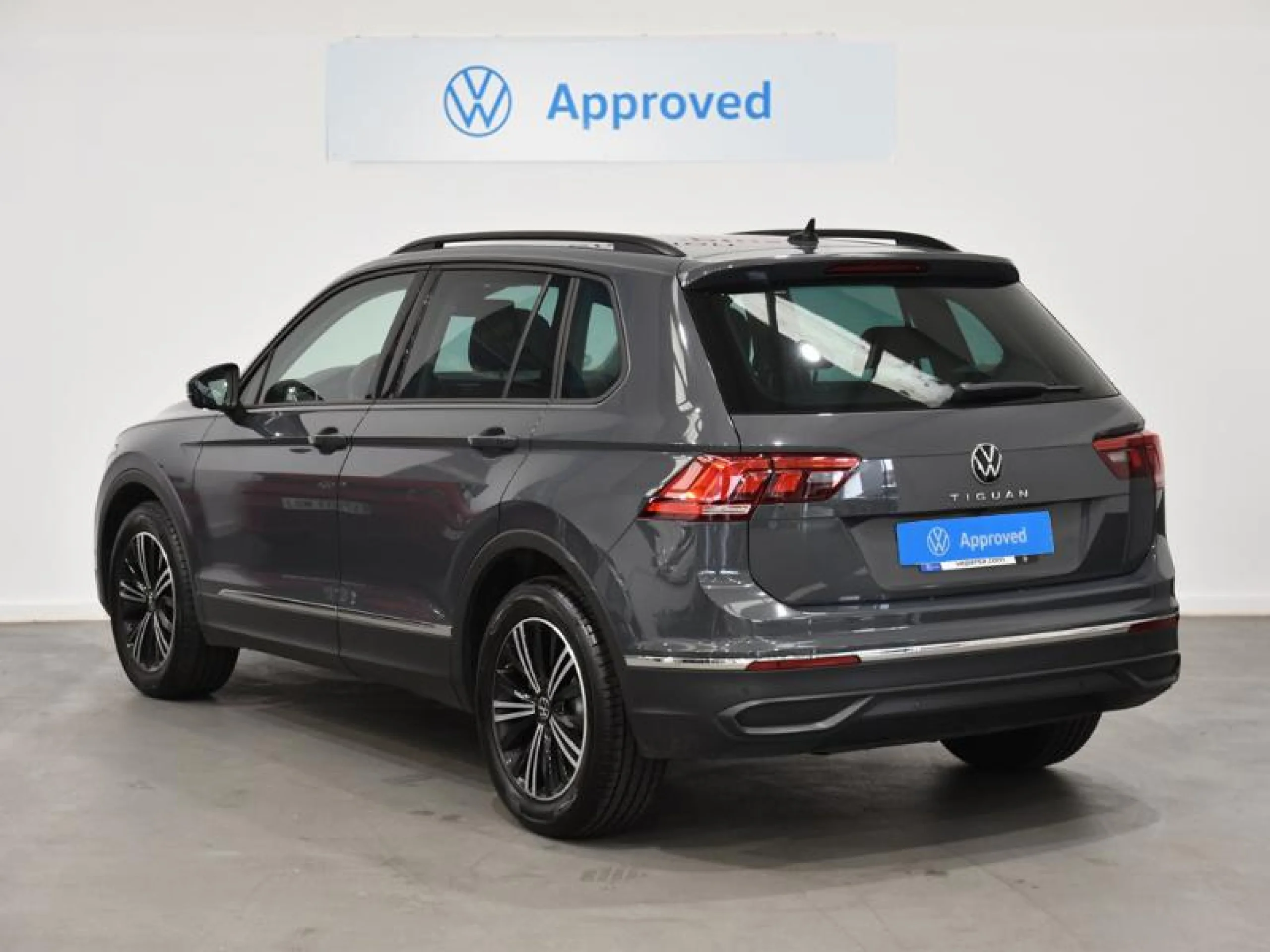 VOLKSWAGEN TIGUAN LIFE 2.0 TDI 110KW (150CV) DSG - Foto 2