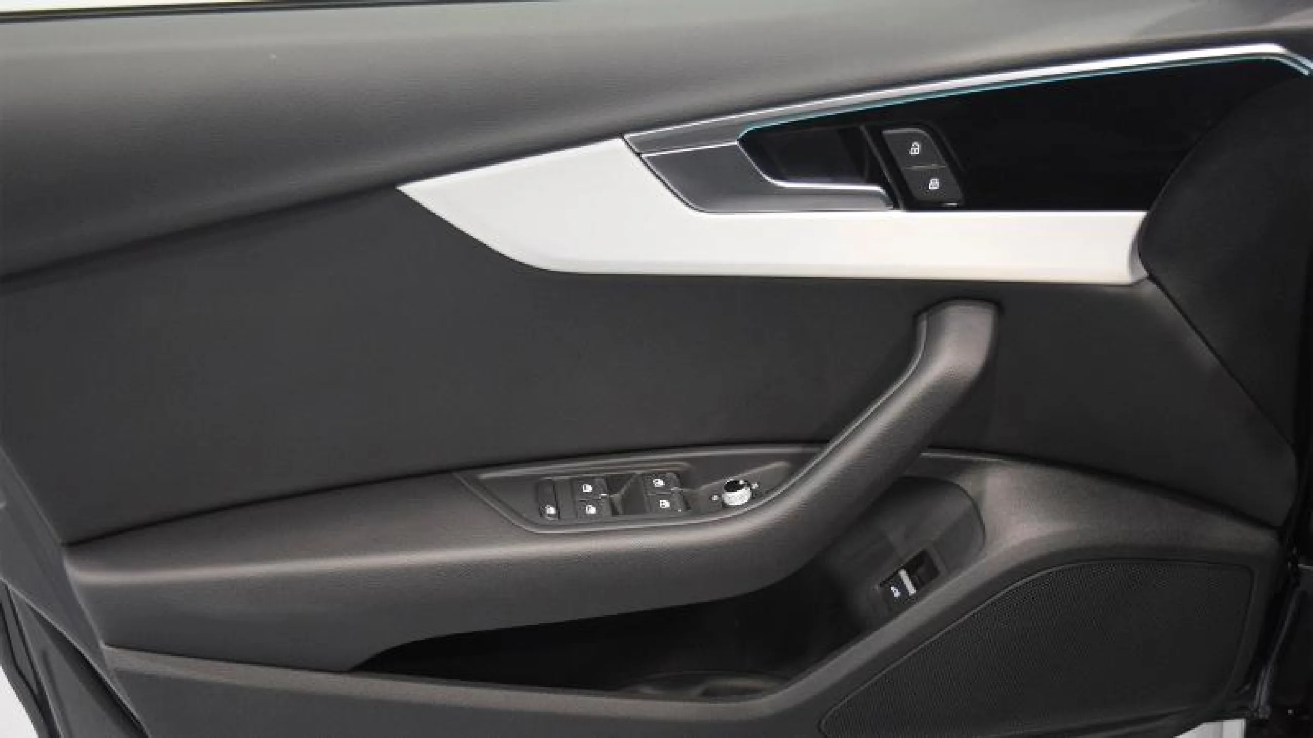 AUDI A4 AVANT S LINE 35 TFSI 110KW S TRONIC - Foto 14