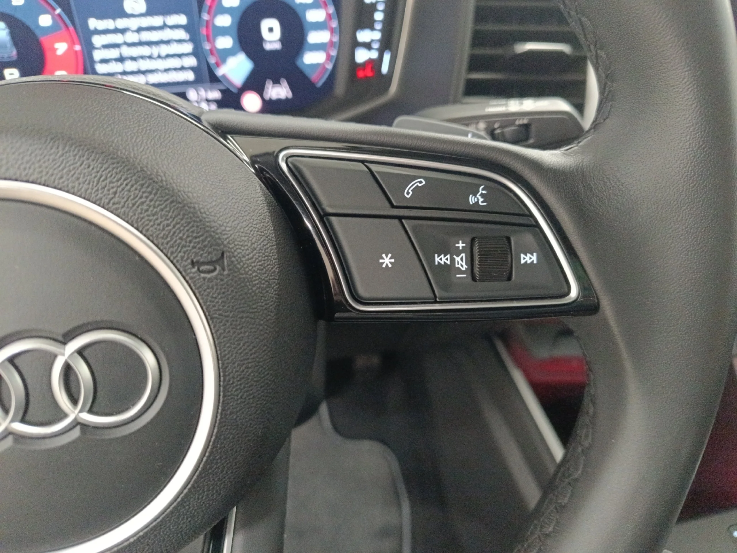 AUDI A1 SPORTBACK ADRENALIN 30 TFSI 85KW S TRON - Foto 10