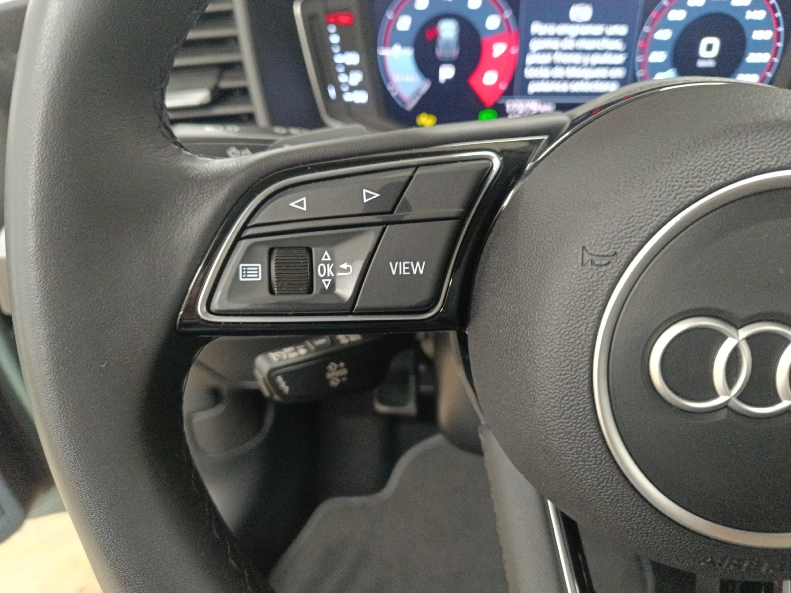 AUDI A1 SPORTBACK ADRENALIN 30 TFSI 85KW S TRON - Foto 11