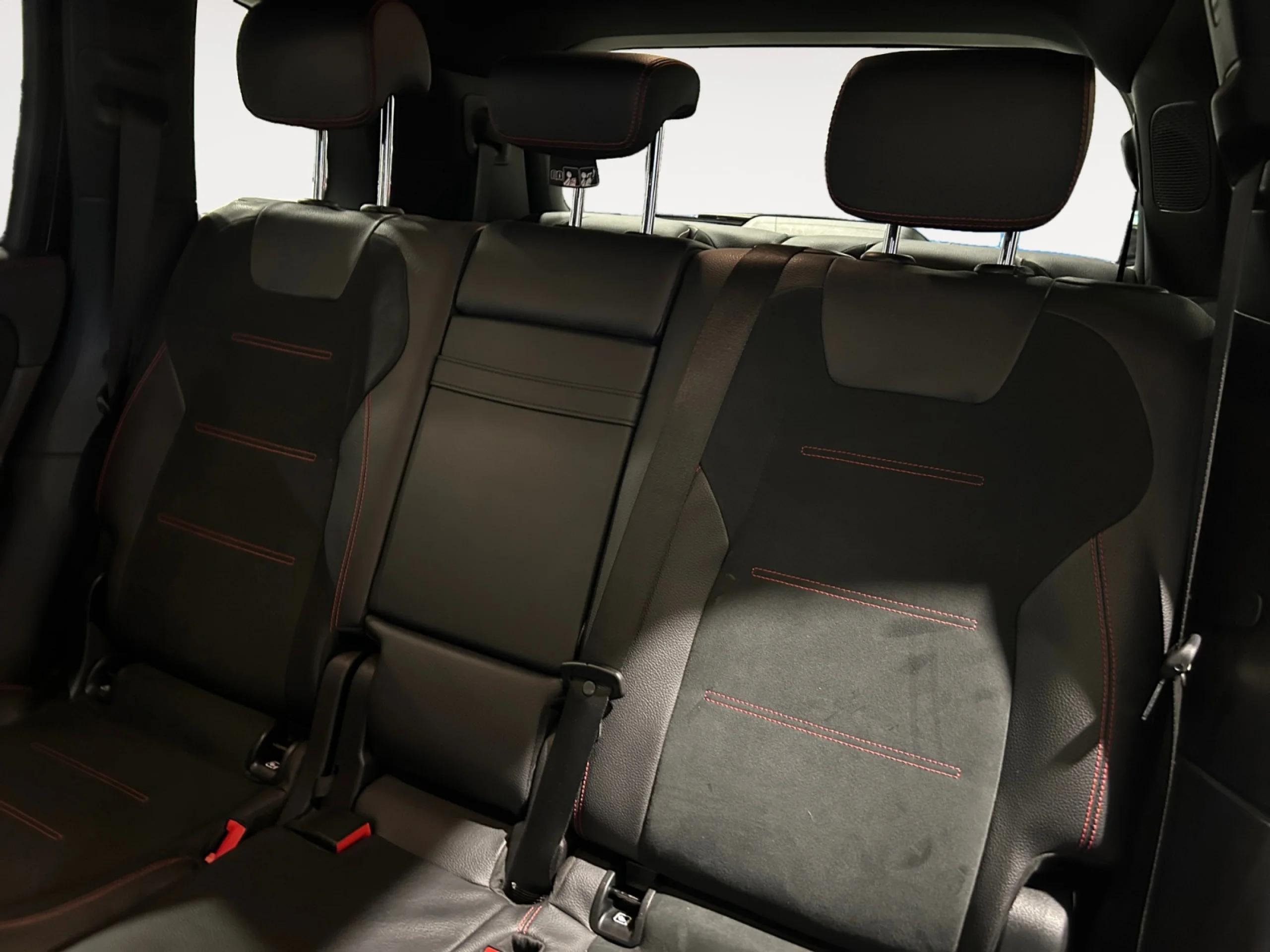 MERCEDES-BENZ Glb 2.0 GLB 200 D 4MATIC DCT 110KW (150CV) - Foto 6