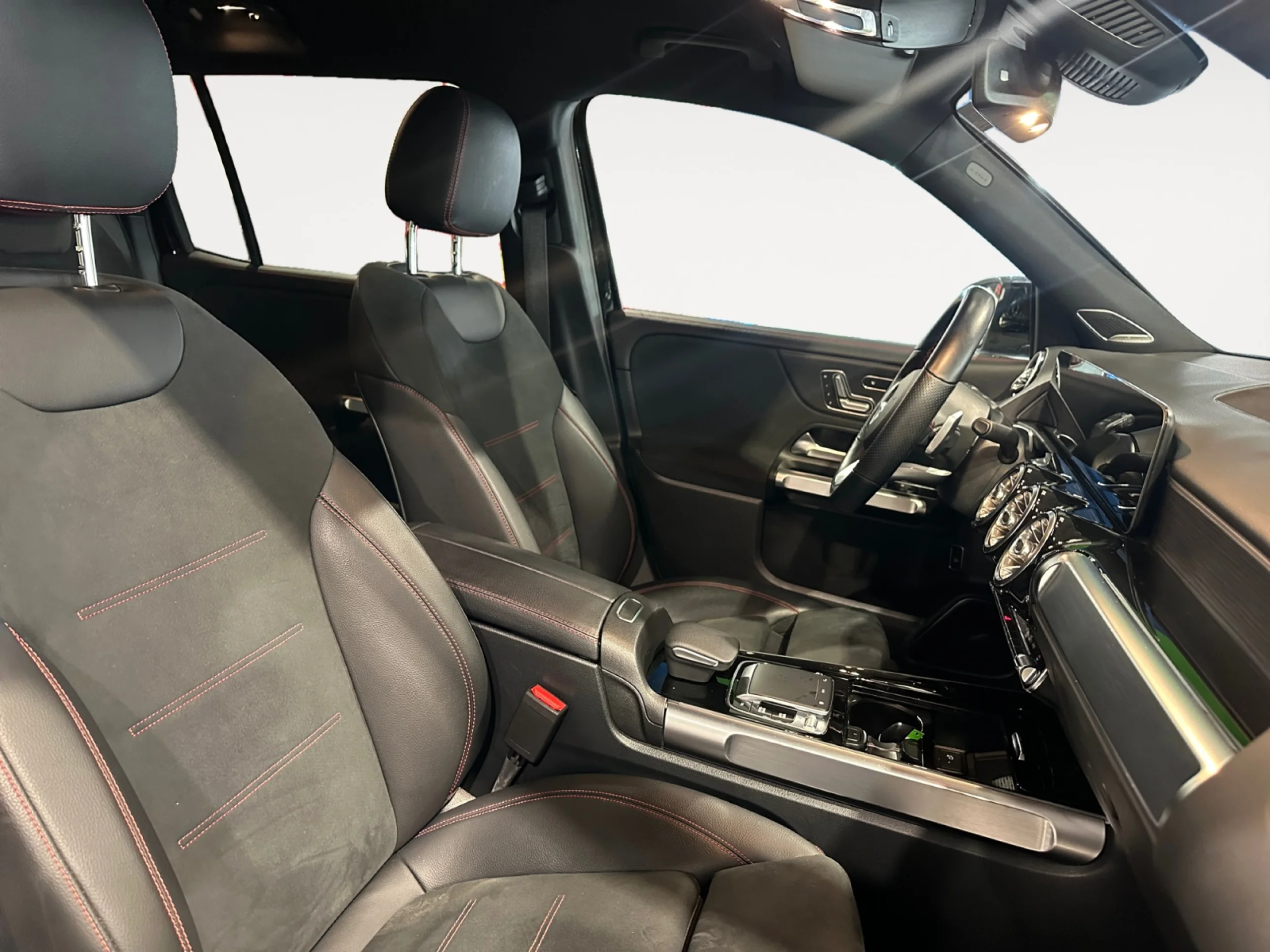 MERCEDES-BENZ Glb 2.0 GLB 200 D 4MATIC DCT 110KW (150CV) - Foto 5