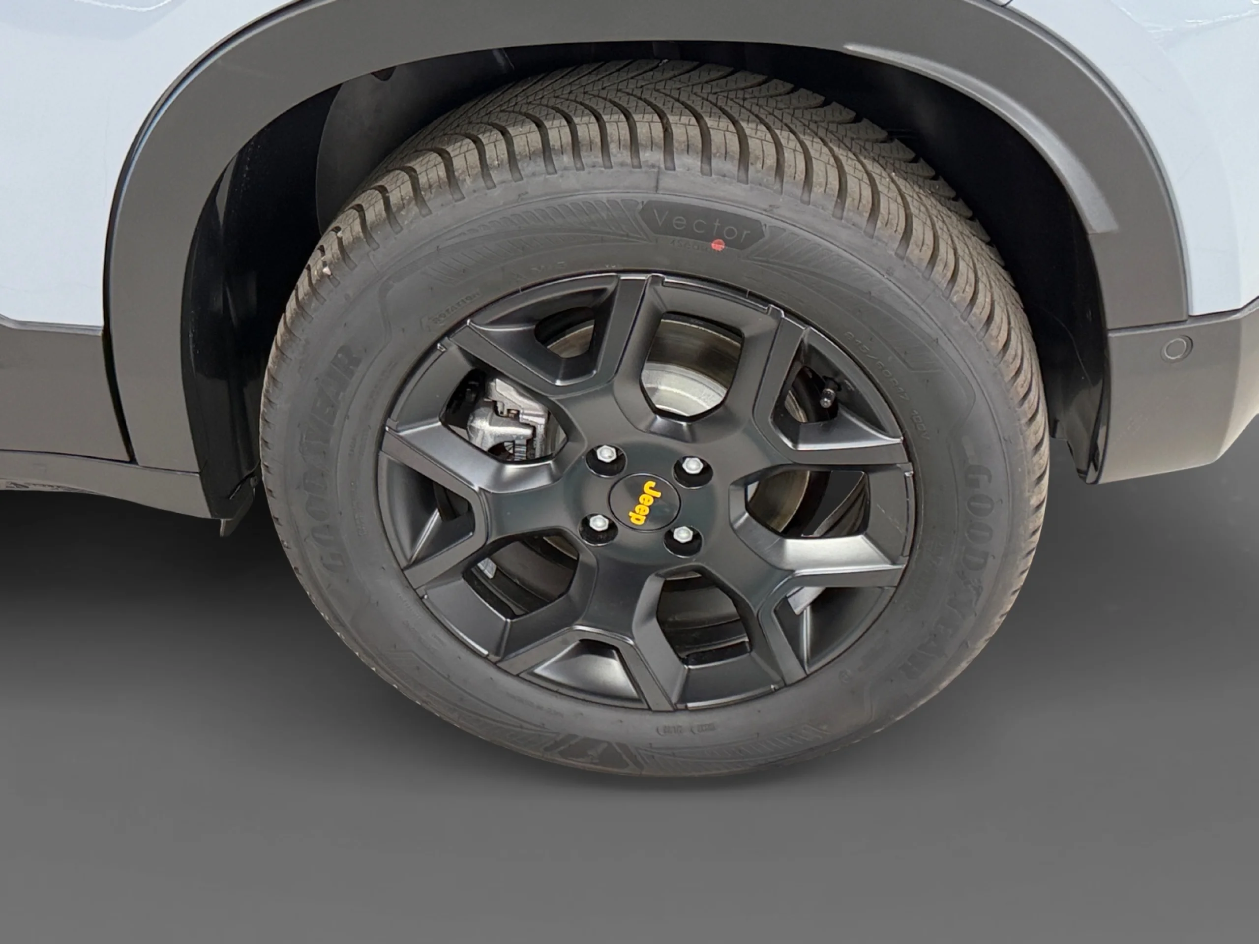 JEEP AVENGER 1.2 EHYBRID 4XE 145CV T. NORTH FACE - Foto 8