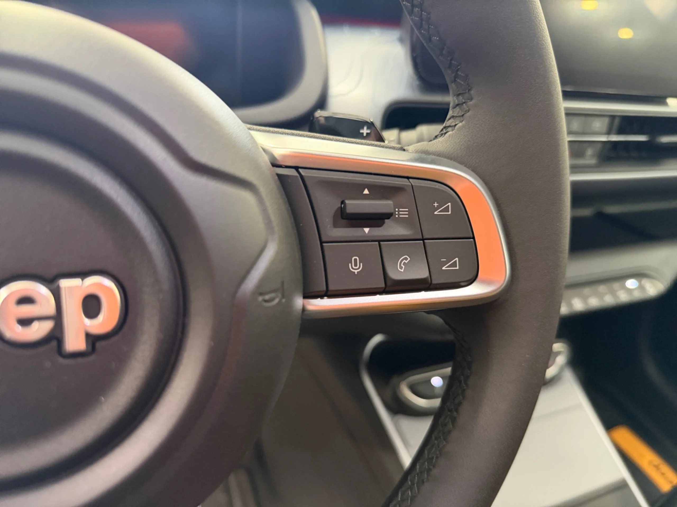 JEEP AVENGER 1.2 EHYBRID 4XE 145CV T. NORTH FACE - Foto 10