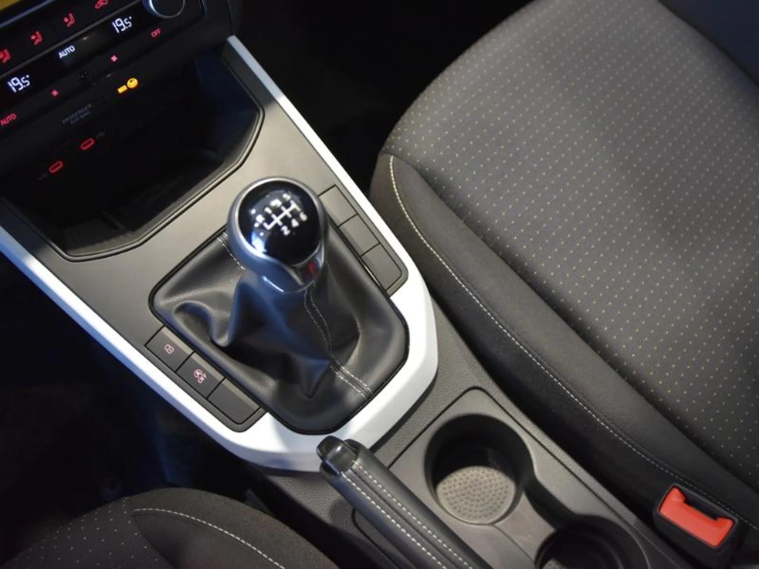 SEAT ARONA 1.0 TSI 85KW STYLE SPECIAL EDITION - Foto 10